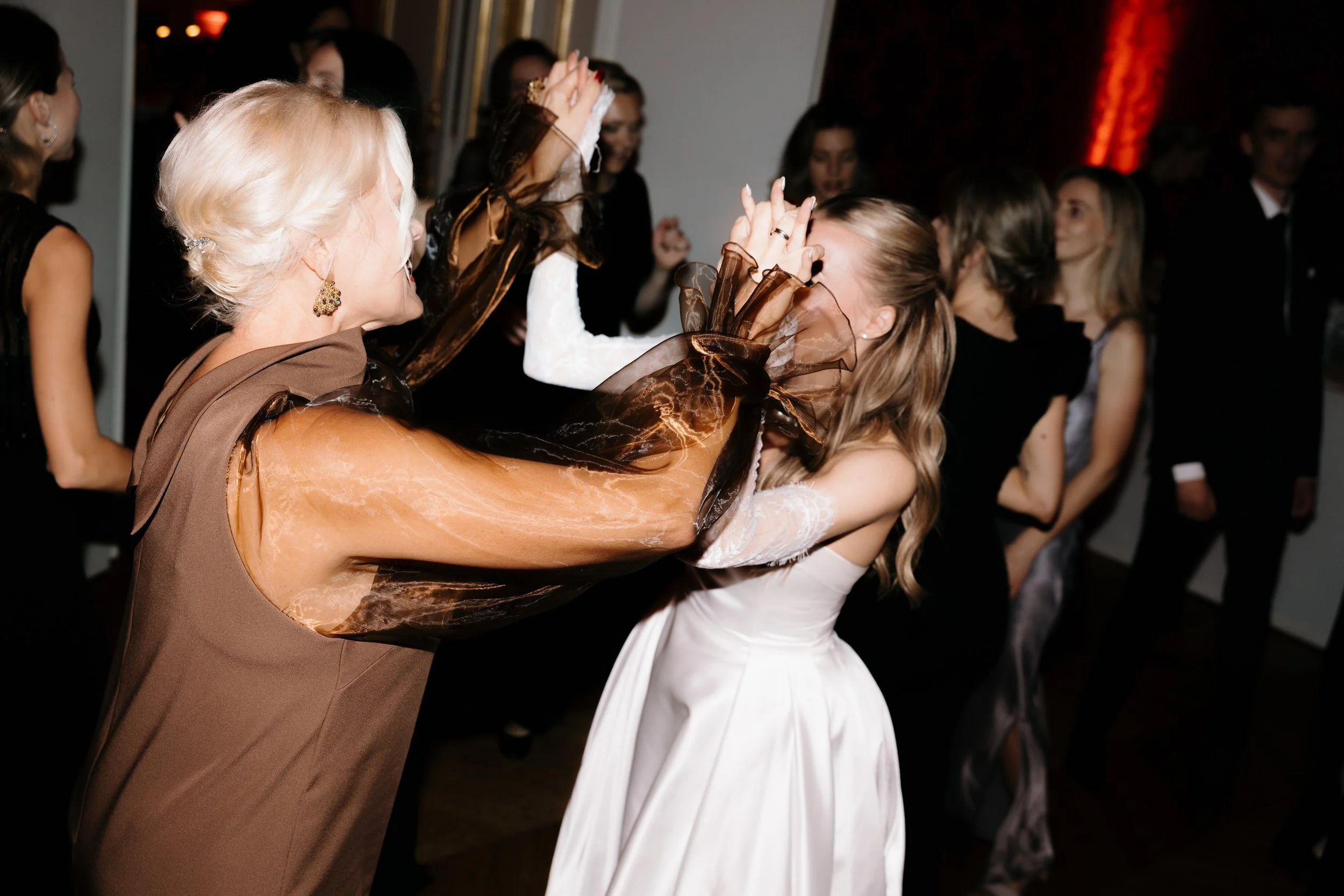 JNSQ-Andra-Timmu-dancefloor-109.jpg