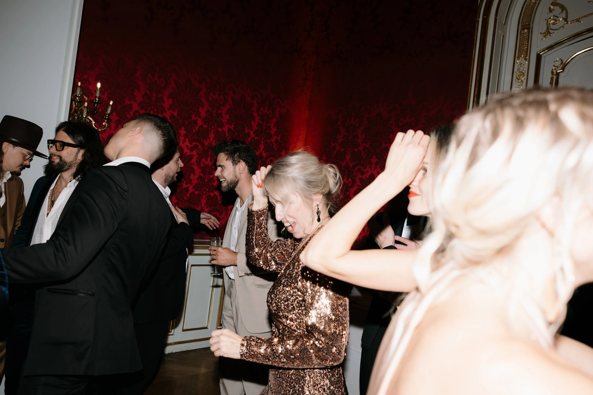 JNSQ-Andra-Timmu-dancefloor-46.jpg