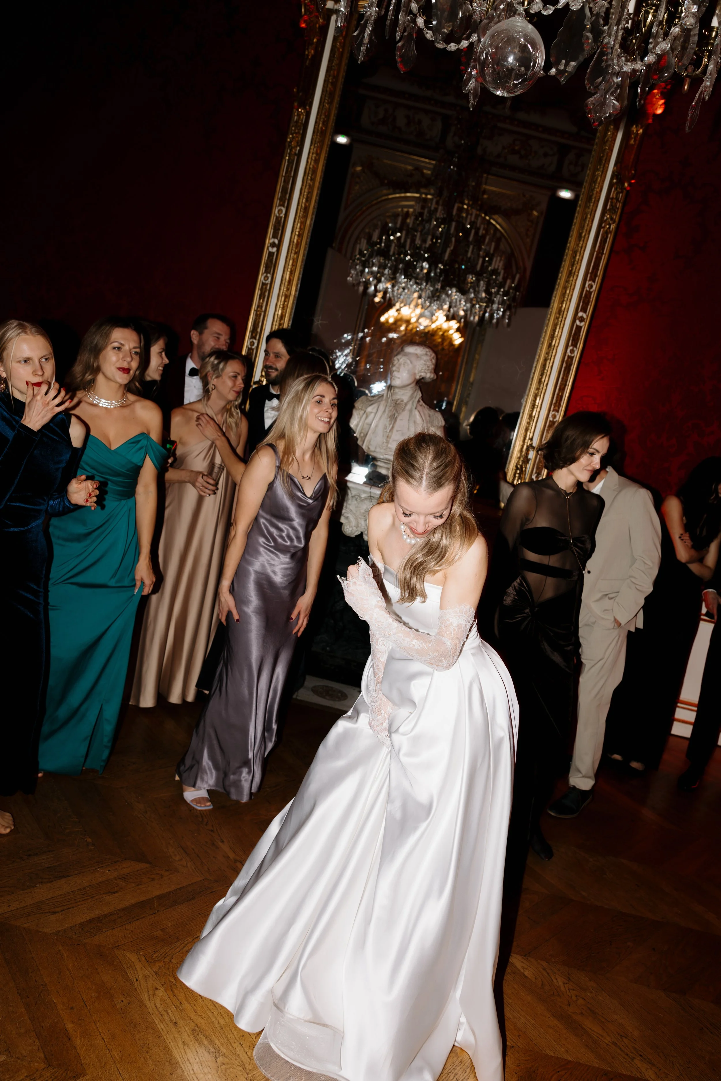 JNSQ-Andra-Timmu-dancefloor-149.jpg