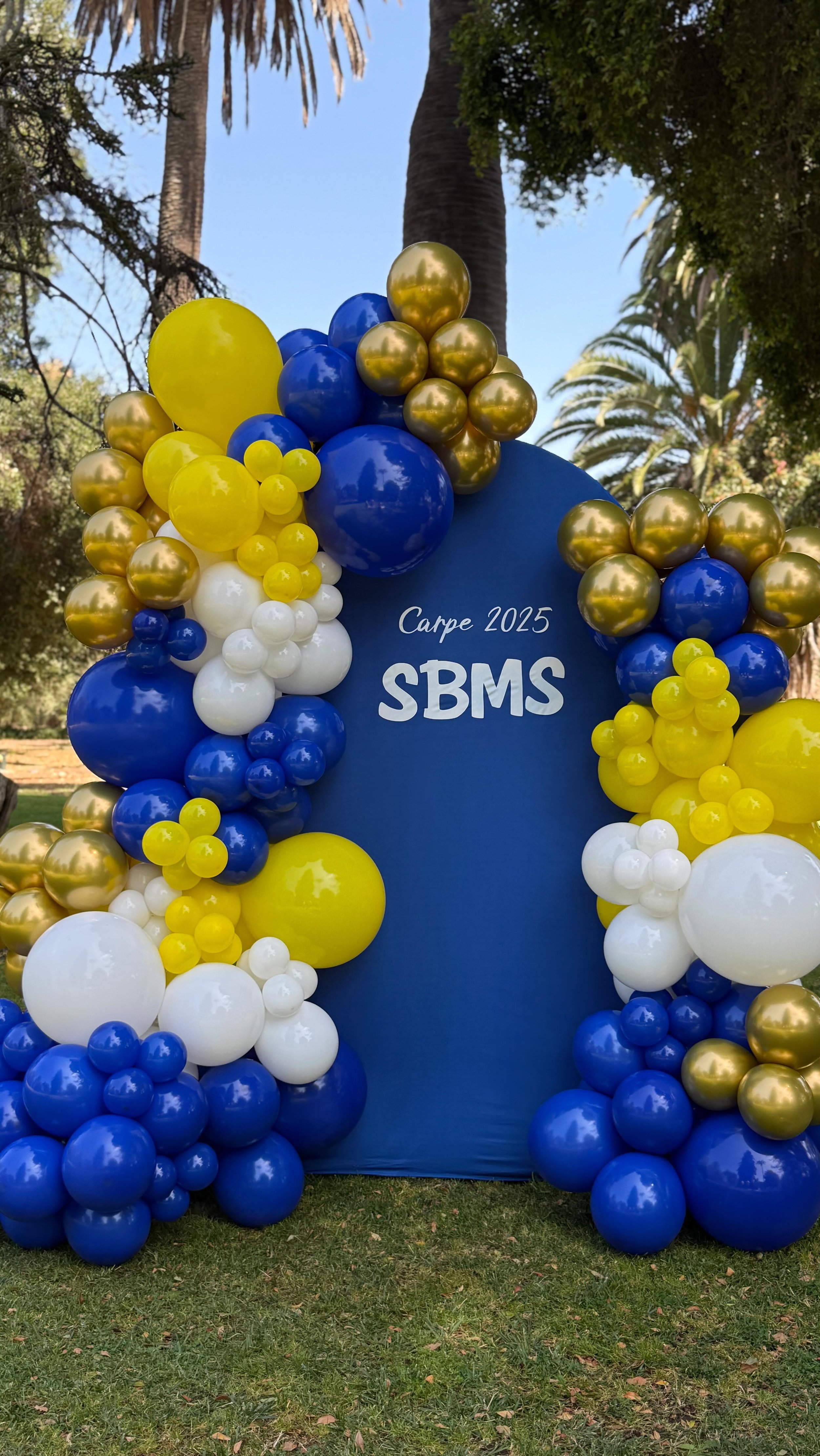 Just like that @santa_barbara_middle_school is officially celebrating the end of school year & turning more moments into memories💛
thank you @megan_trigg + all the families, for letting us be a part this beautiful fun event💙
venue: @stowhous