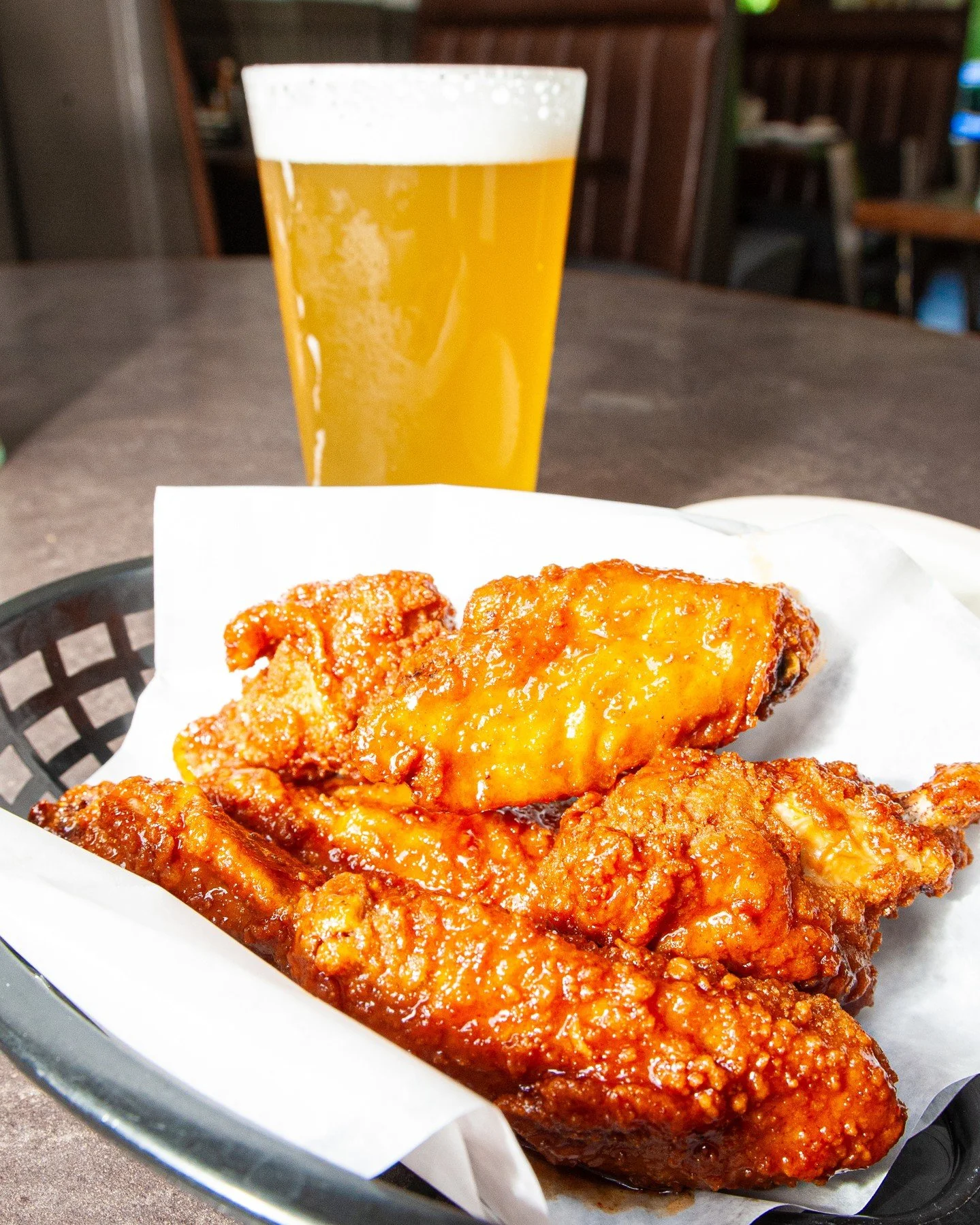 📣 It's Wing + Beer Wednesday! 📣⁠
⁠
Get $3 off draft beers and $3 off bone-in wings or boneless bites from 3 to 9 PM.⁠
⁠
Pick your flavor: BBQ, buffalo, sweet Thai chili, or our flavor of the week with ranch or bleu cheese on the side.⁠
⁠
This week&