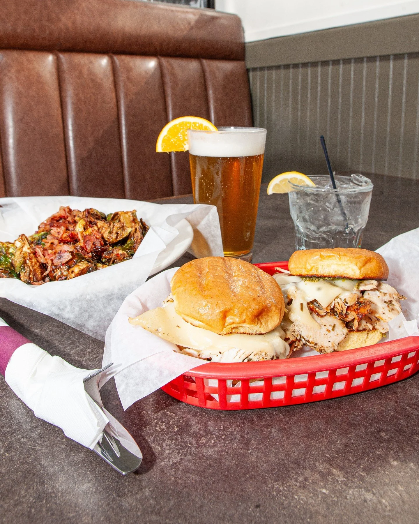 Happy Hour happens twice a day because once just isn&rsquo;t enough!⁠
⁠
Daily Happy Hour runs 3&ndash;6 PM and 8&ndash;9 PM with $5 well drinks, $2 off cocktails, $10 Side Door Sliders, $8 fried Brussels sprouts, and lots of other tasty deals. Happy 