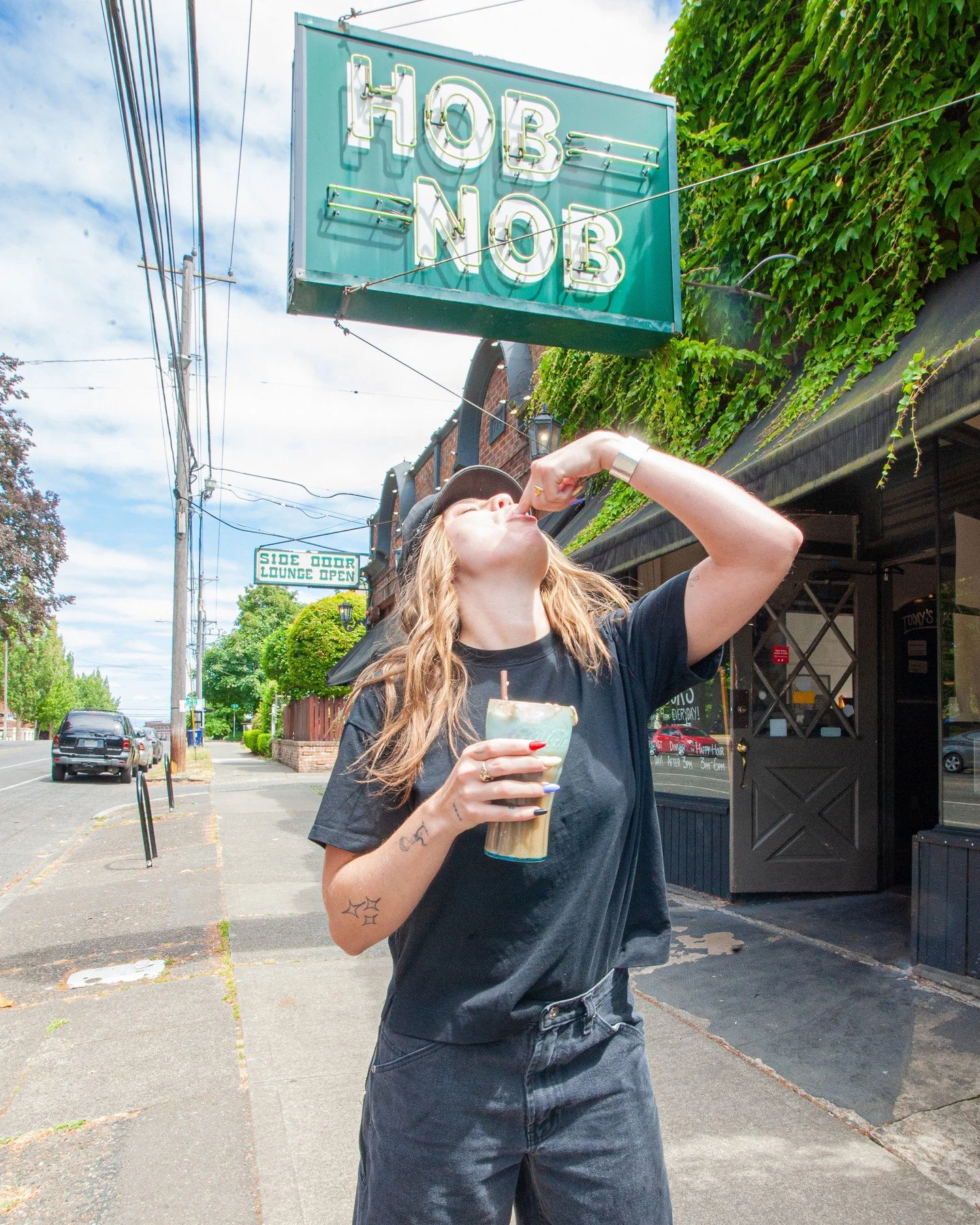 Ummm, hello, sunshine!!⁠
⁠
Root beer floats, anyone?