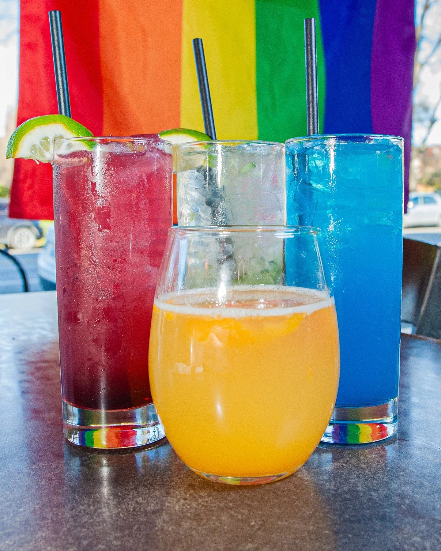 The weekend is within reach...... Come sip some of our latest bevs!!⁠
⁠
✨️ Seasonal Cocktails ✨️⁠
🍑 Peach Bellini - Peach pur&eacute;e and champagne⁠
🥒 Cucumber Lime Soda - Smirnoff Cucumber Lime Vodka, muddled cucumber, and soda water⁠
⚡️ Electric