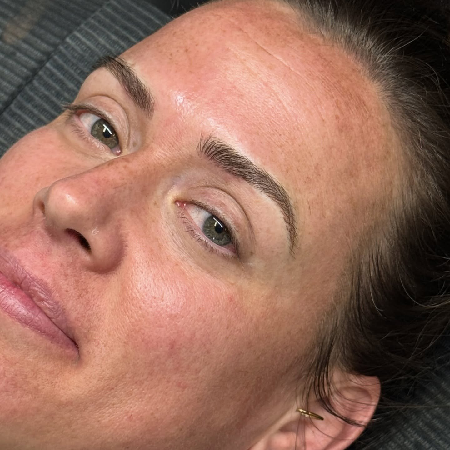 Does microblading look natural?- take a look for yourself 👀
For brows that look naturally full &mdash; not filled in. 
Microblading creates ultra-fine strokes that mimic real hair once healed, giving you effortless shape with little downtime and lon