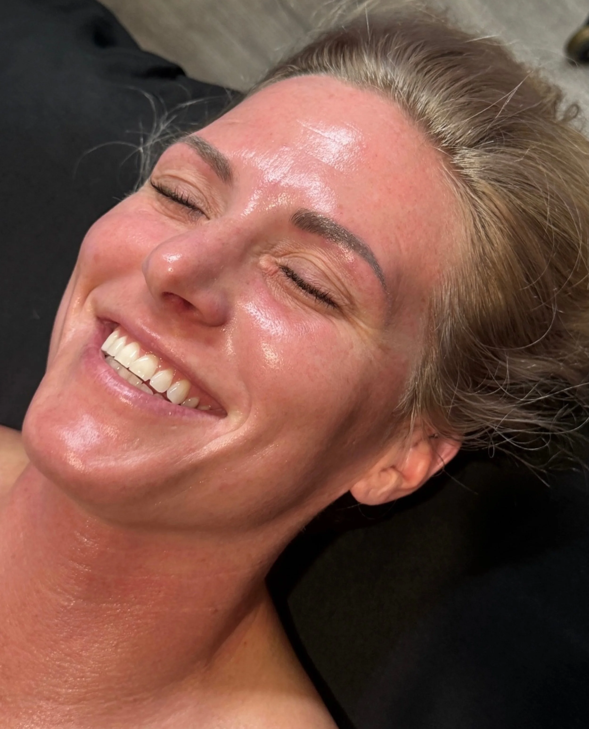 That post facial smile says it all. ✨ service-Microneedling
There&rsquo;s nothing better than seeing the confidence that comes from healthy, glowing skin. Every facial is customized to help you relax, refresh, and bring out your skin&rsquo;s natural 