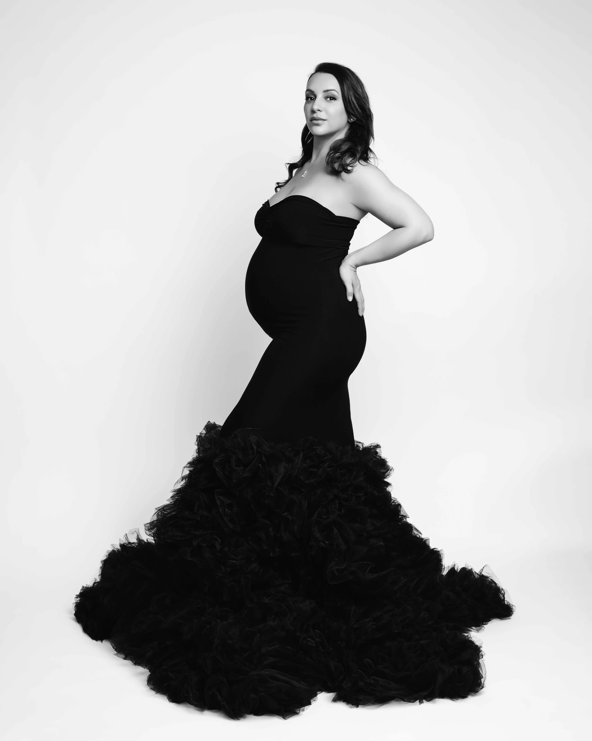 maternity photo editorial.jpg