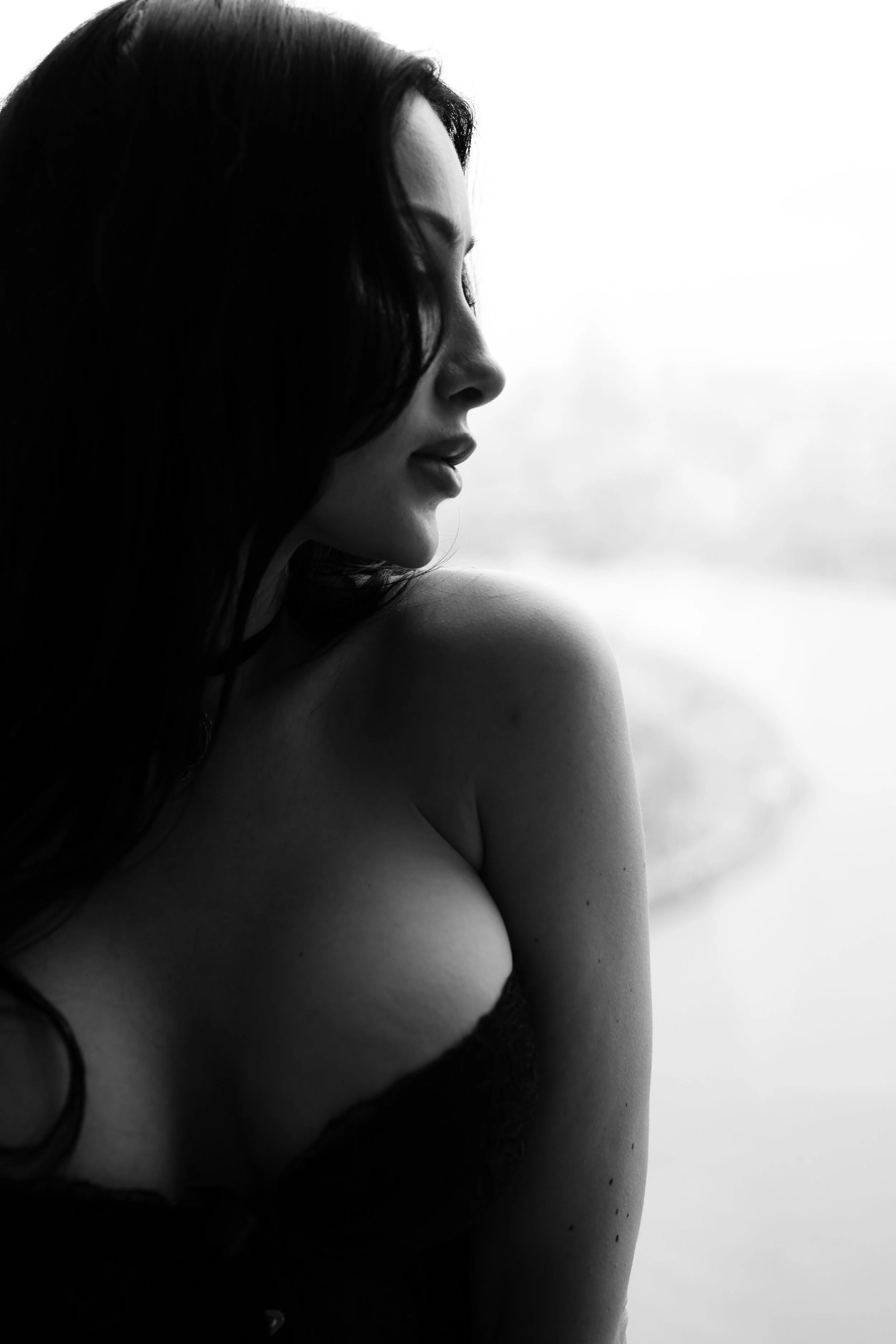 Why Every Woman Deserves a Boudoir Photoshoot in London (And Why Now Is the Perfect Time)