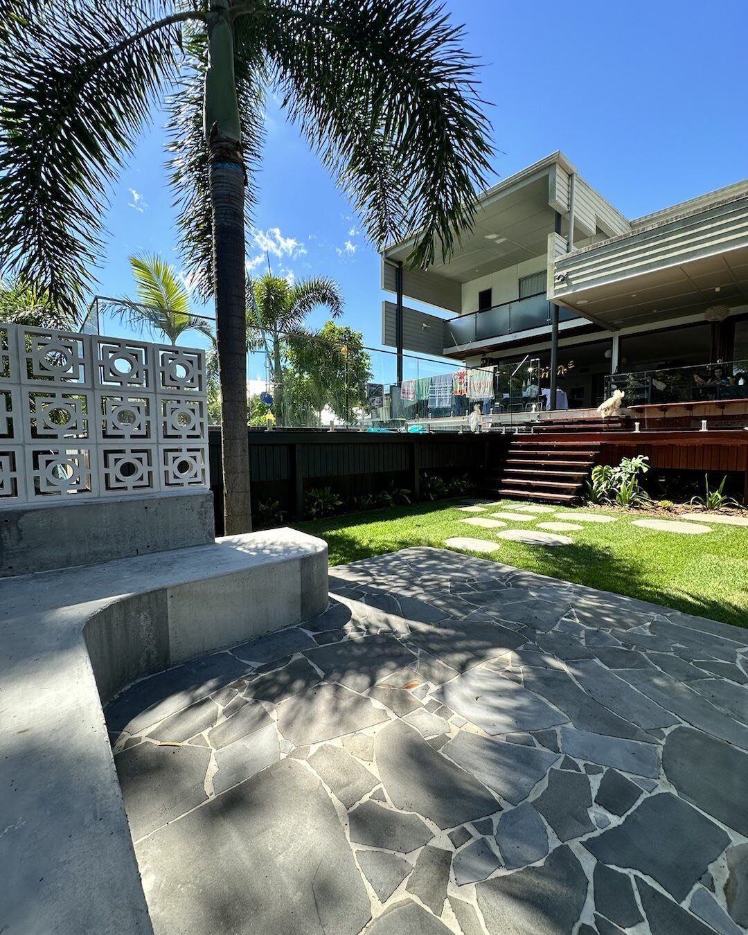 Ashgrove- A snapshot from the back yard of this of this house renovation.
#brisbanebuilder