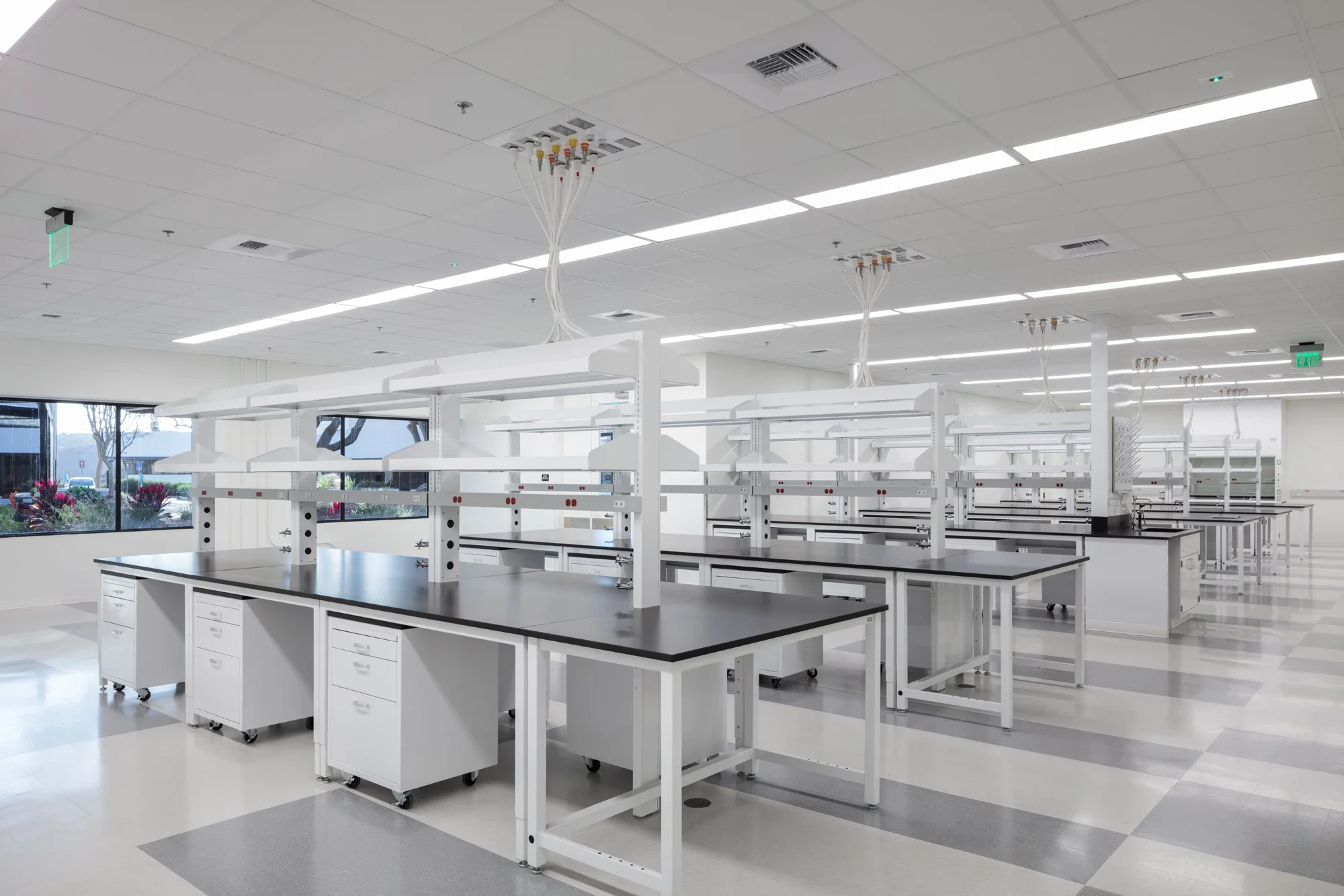 life-science-lab-mesa-labworks-26-©robert-greaux-photography.webp