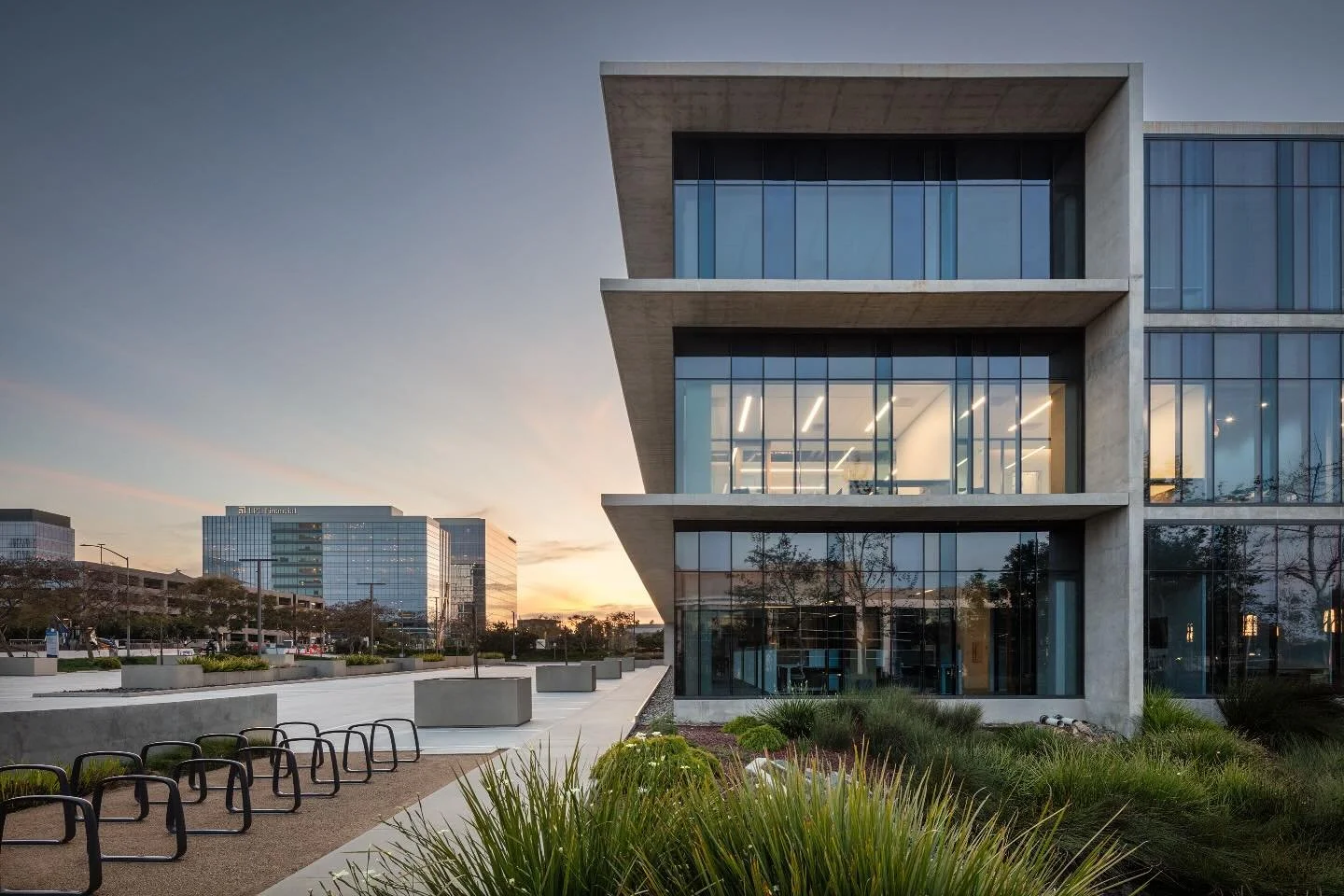 Enjoyed a lightshow at the beginning of blue hour while photographing this fantastic modern office &amp; biotech space.

#photography #architecture #architecturalphotography #cre #commercialrealestate #modernarchitecture #office #biotech #lab #sandie
