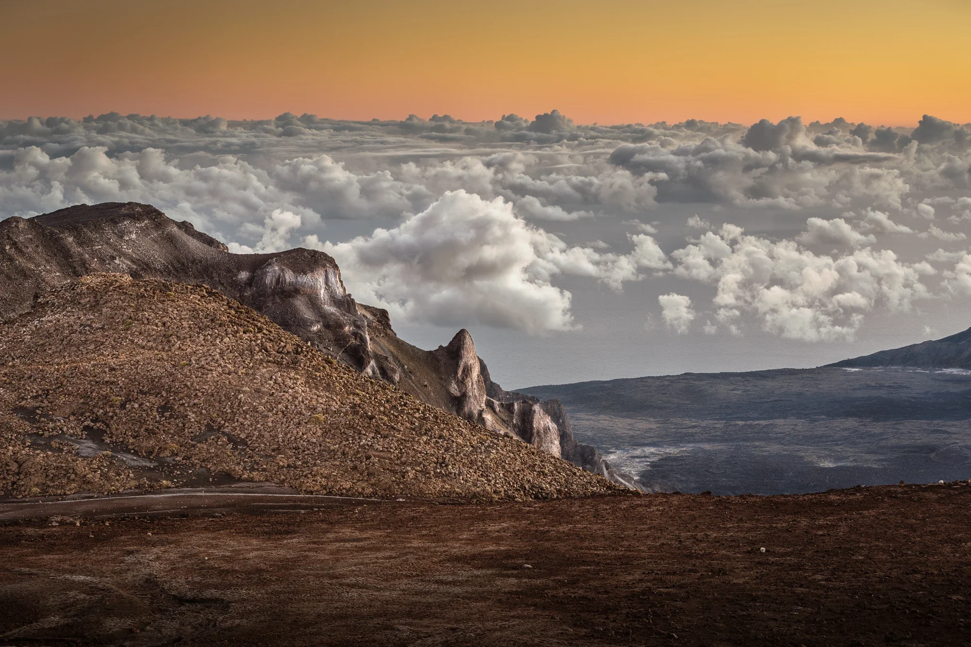 fine-art-haleakala-sunrise-nature-volcano-4-©robert-greaux-photography.webp