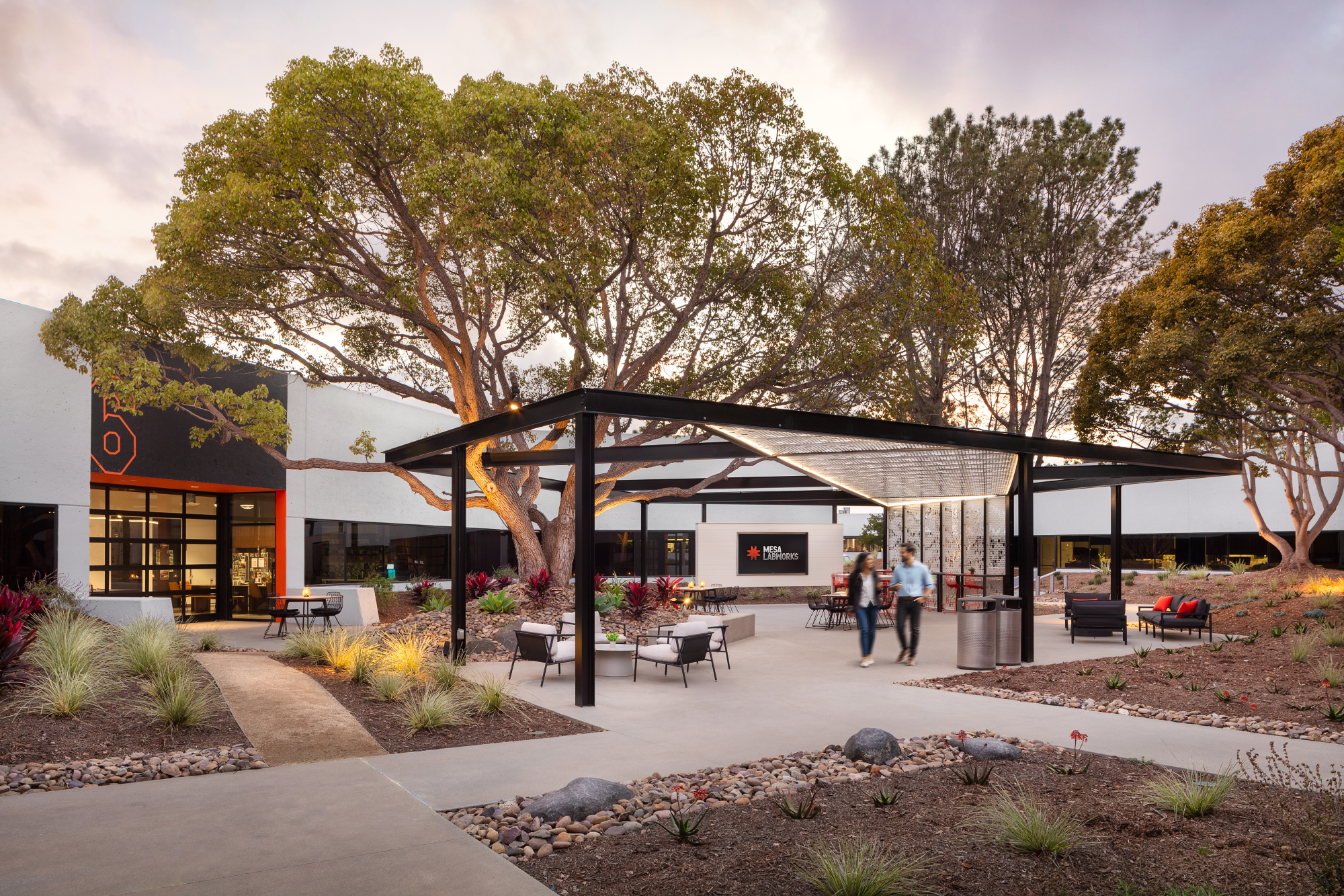 mesa-labworks-rgreaux-photography-35c_Original ratio_2000x1333_U_100.webp