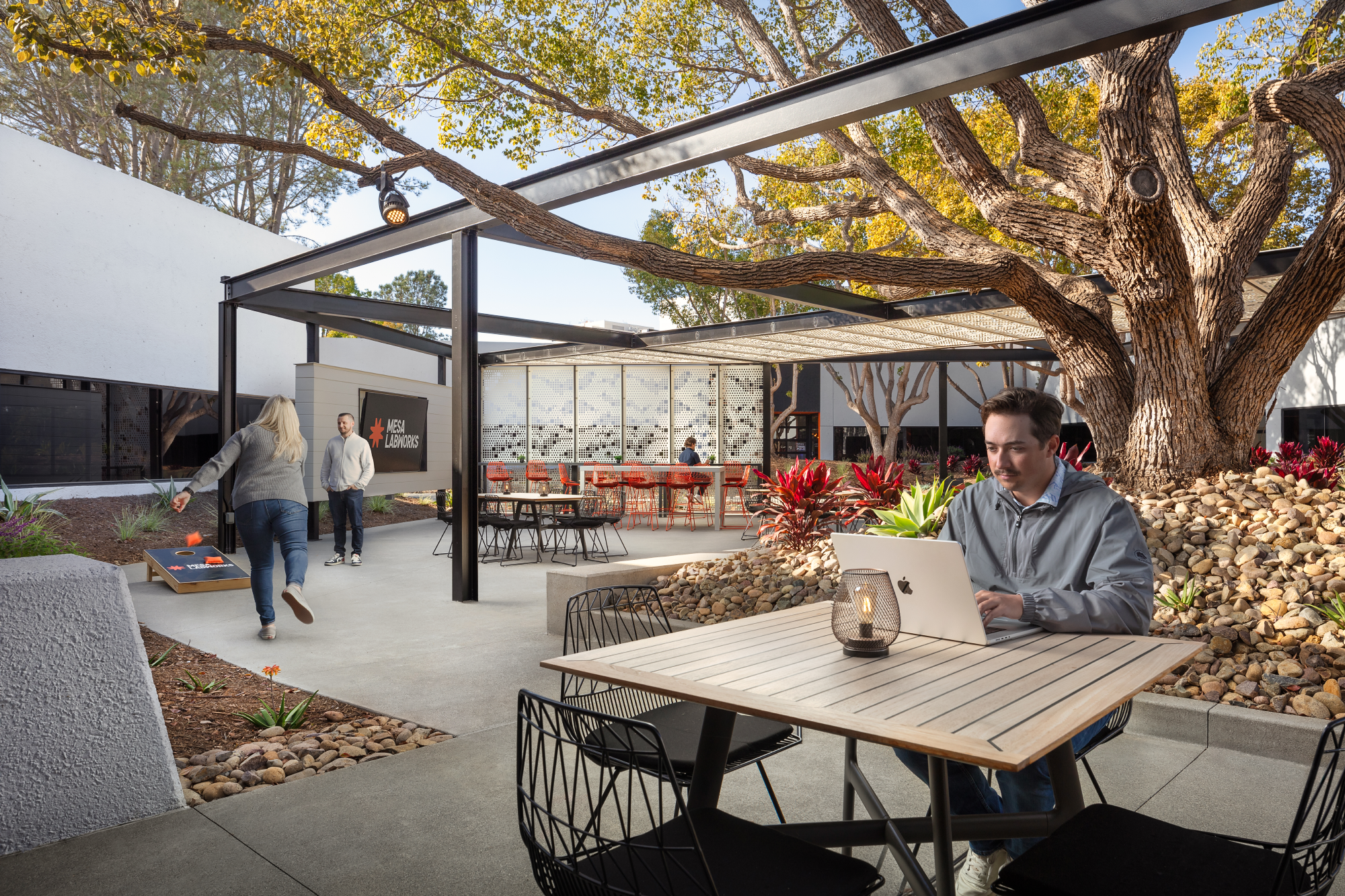 mesa-labworks-rgreaux-photography-16d_Original ratio_2000x1333_U_100.webp