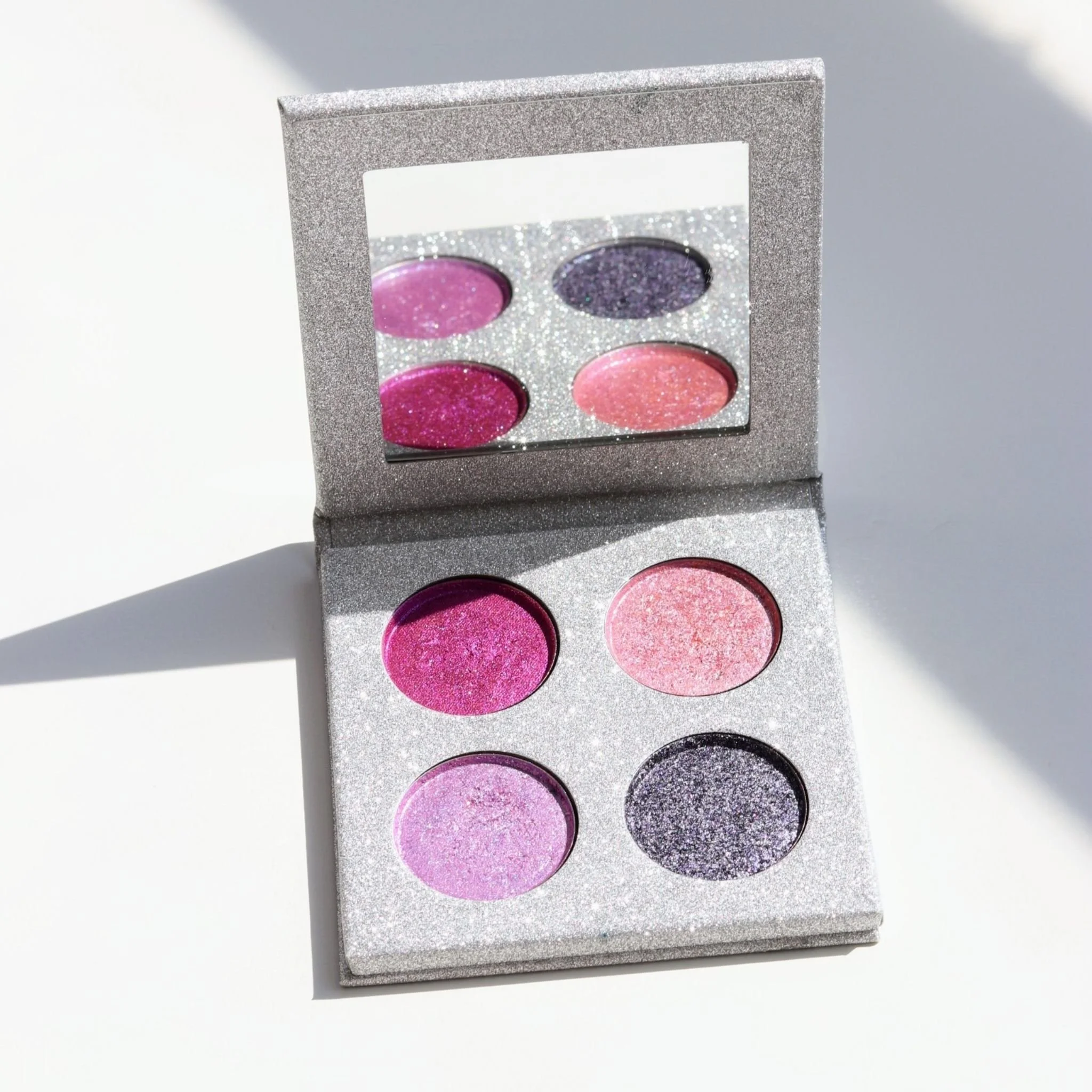 PRETTY EYE SHADOW.jpg
