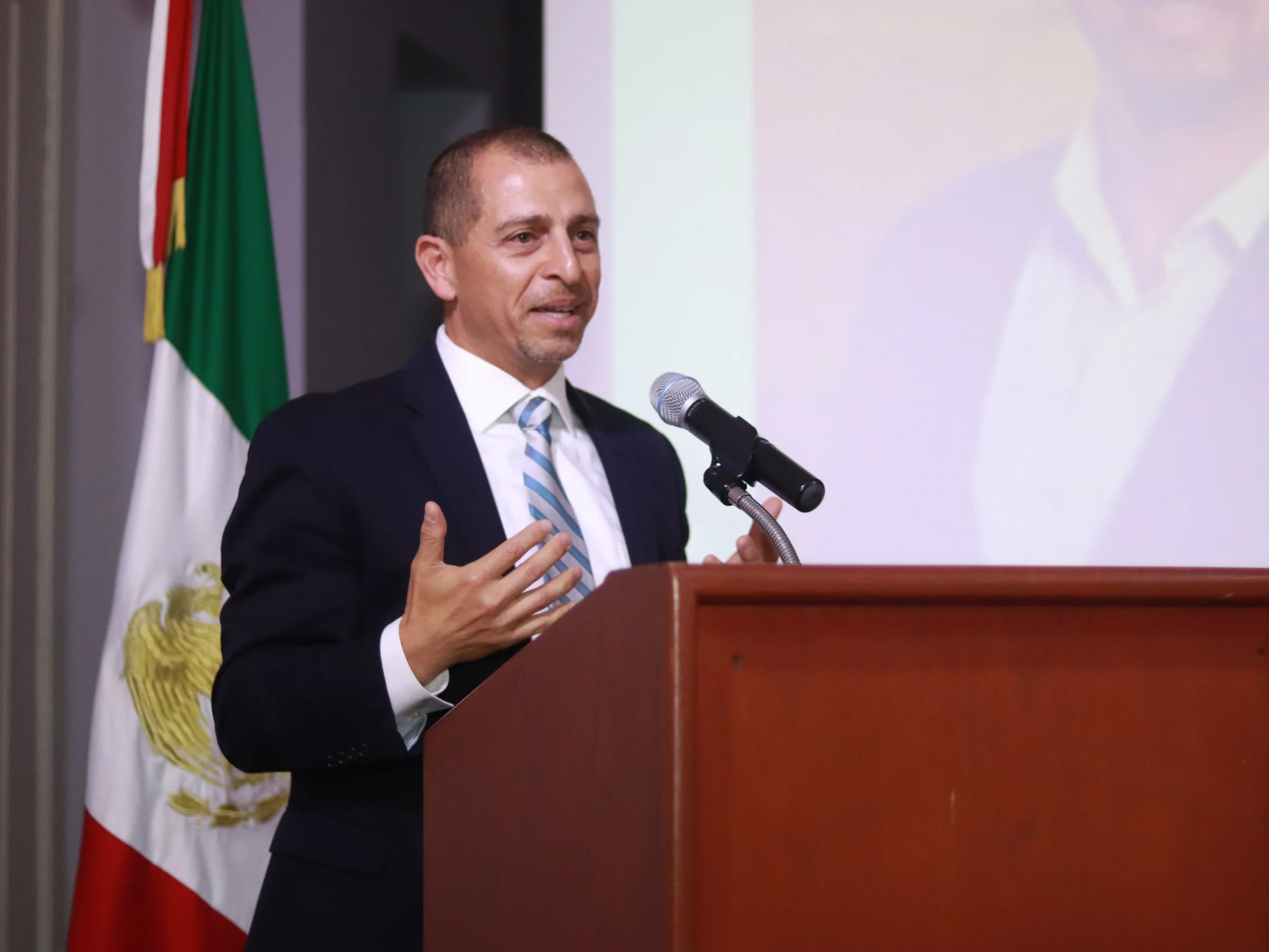 IMG_7977 (1).JPG