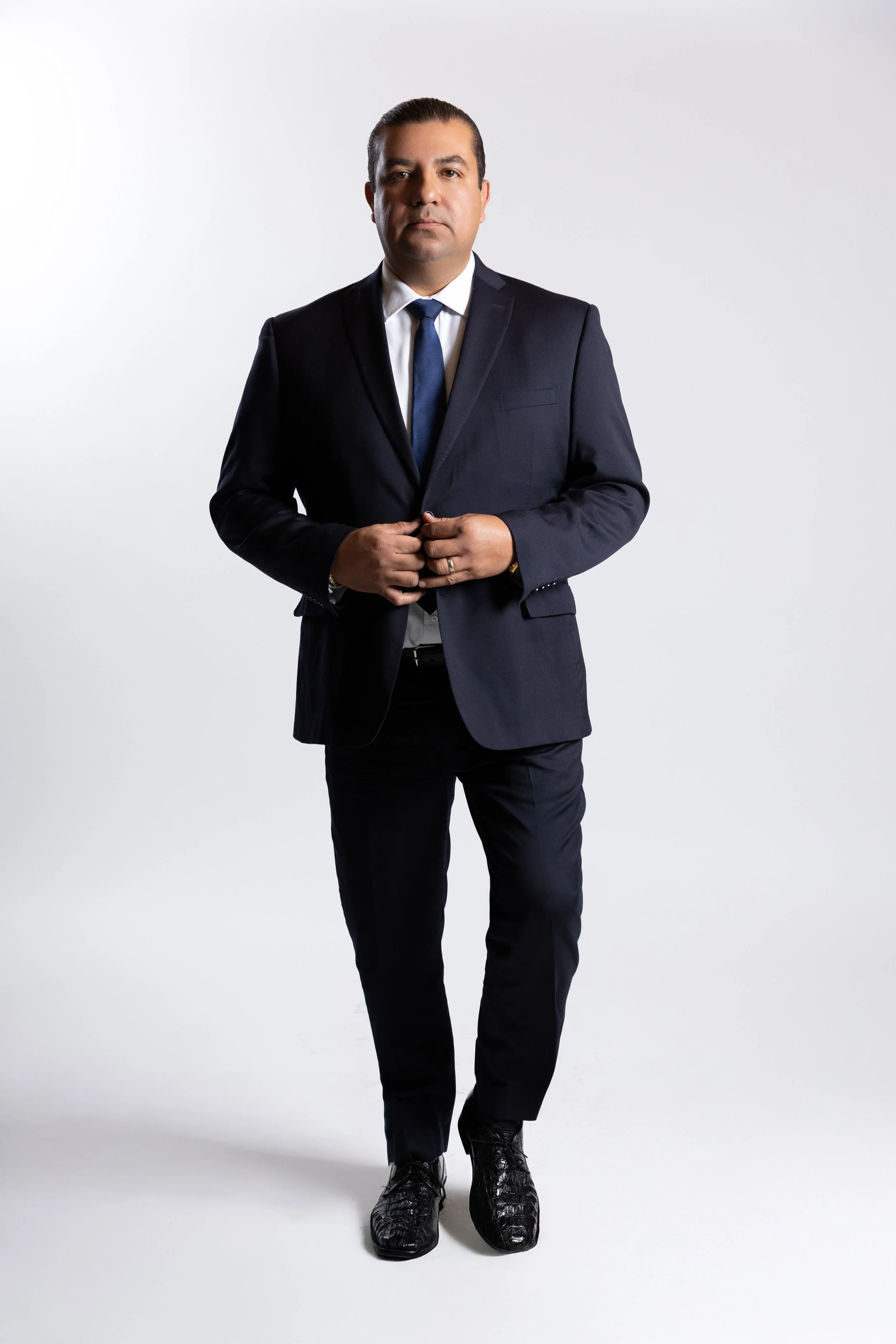 Roberto Salinas (3).JPG