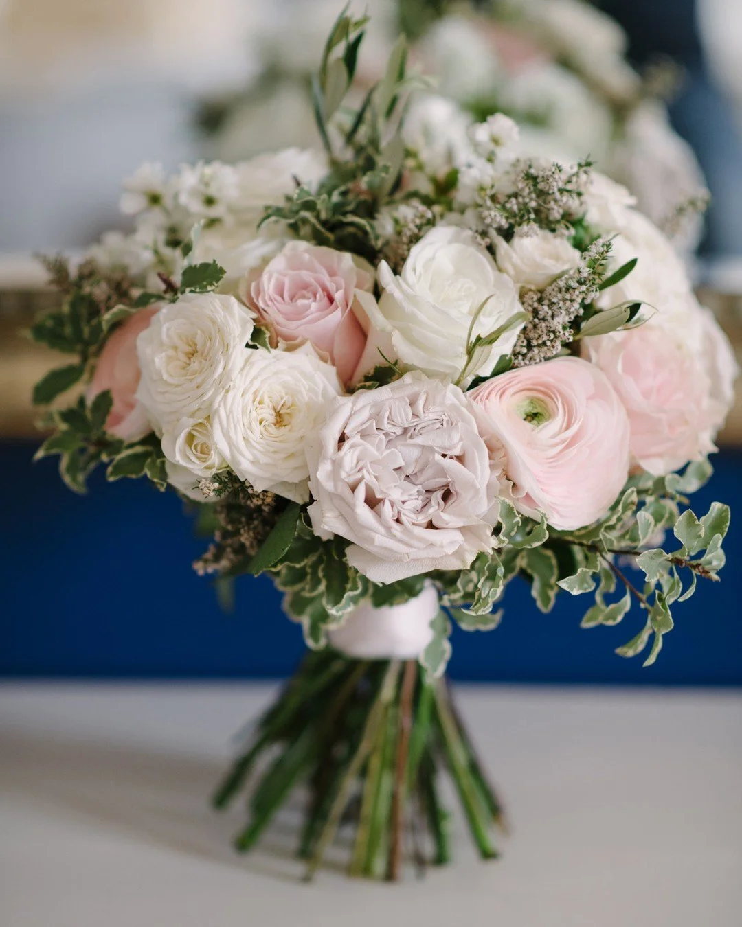 Beautiful bridal bouquet 😍
.
.
.
.
.
.
.
.
.
.
#weddinginitaly #weddingintuscany #weddingfloristtuscany #ilverrenoresort #italianweddingphotographer #weddingphotographertuscany #weddingvenuetuscany #weddinginflorence #tuscanyweddingphotographer #bru
