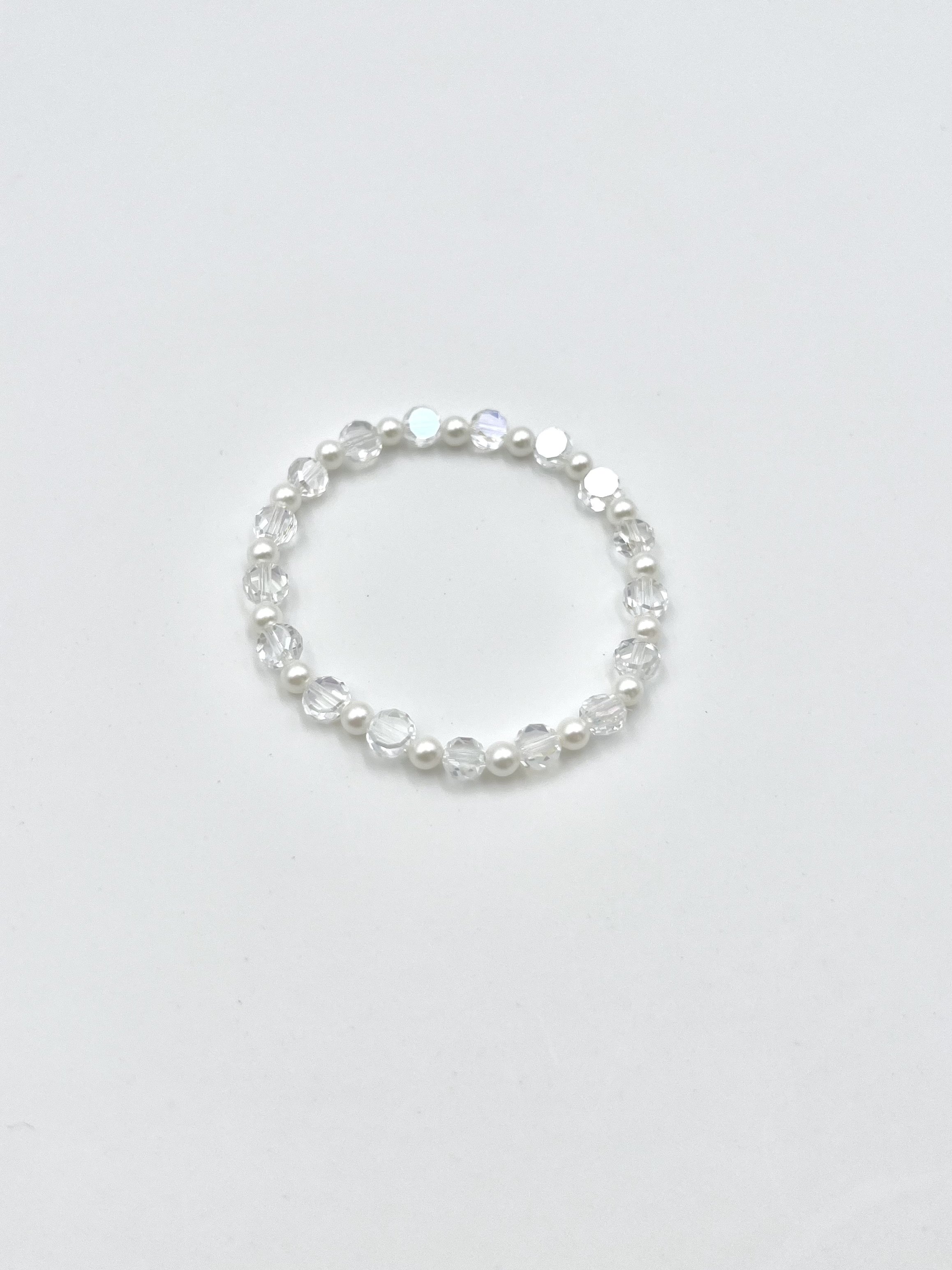 Bracelet Dasom White 1.jpeg