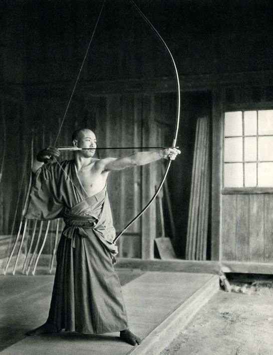 Book recommendation of the Sagittarius Month: Zen and the Art of Archery