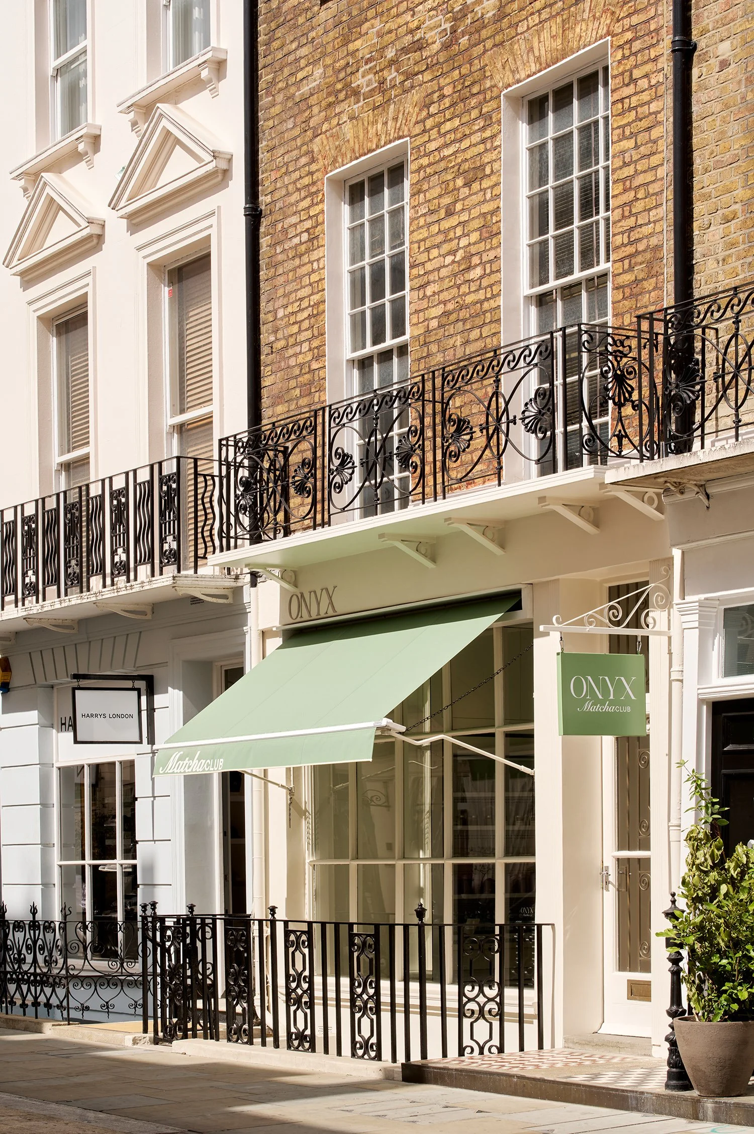 Onyx Matcha Club Knightsbridge / OT Interior Design