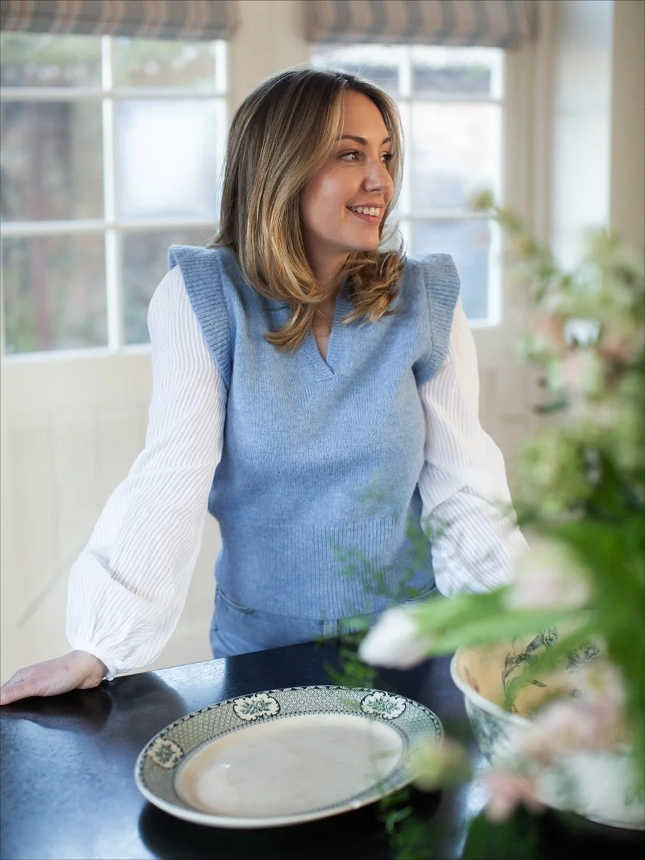 Swipe to find out three facts about me 🌱

#Caisley #ASenseOfHome #InteriorDesigner