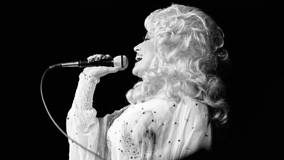 Konsert - Konsen Hyller Dolly