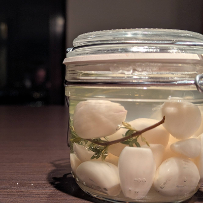 pickled-garlic.png