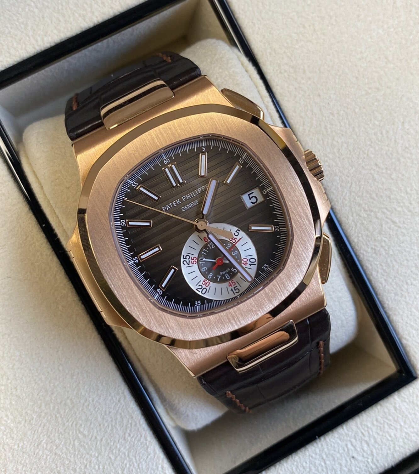 Patek Philippe Nautilus ref. 5980R-001 

#pp #patekphillipe #chrono #5980 #nautilus