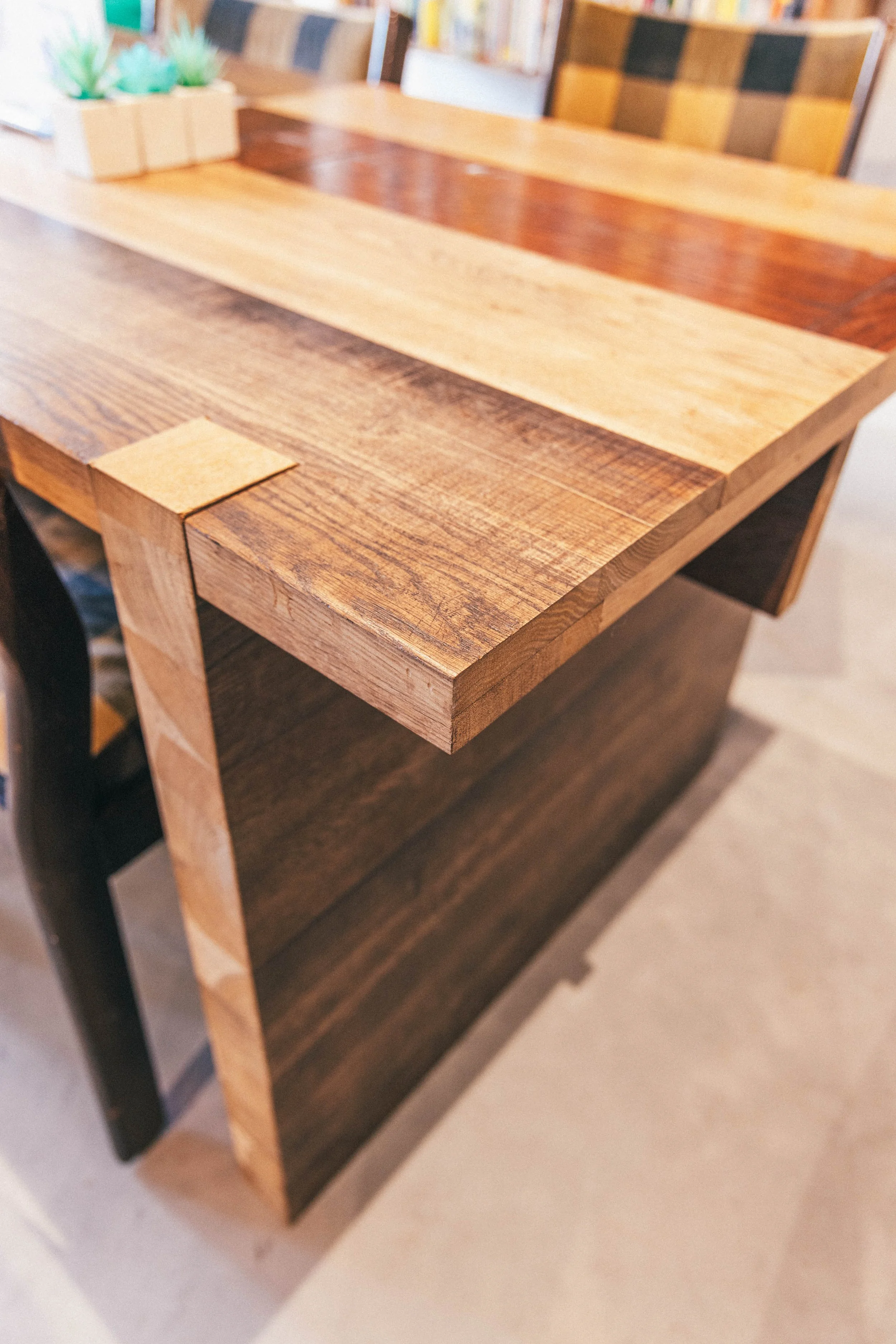 Koffietafel in winkel.jpg