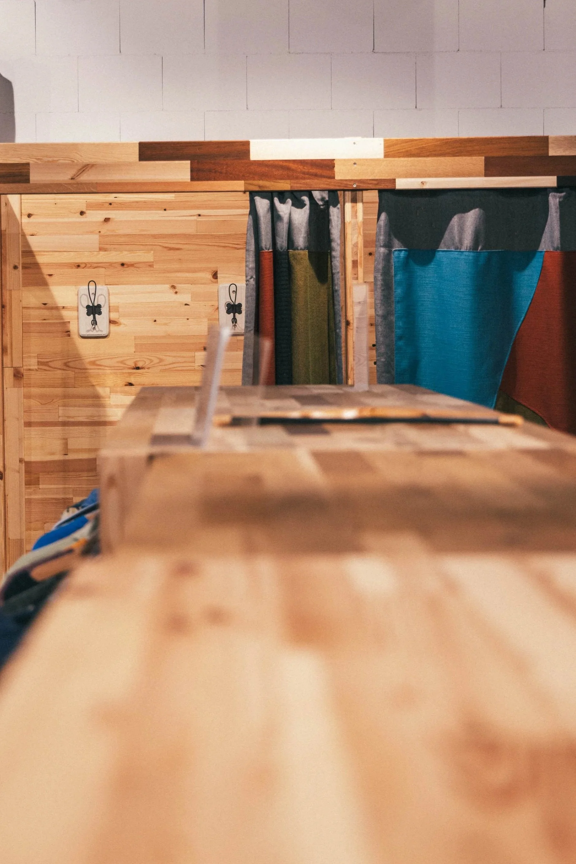 Circulair winkel interieur gemaakt door Circulair Warenhuis te Leiden