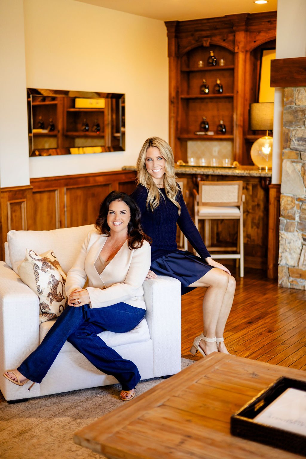 Katie&Courtney_3.jpg