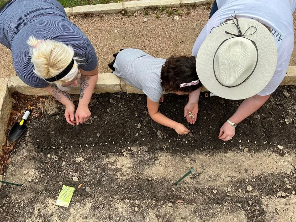 Apartment Events That Work - Community Garden.jpg