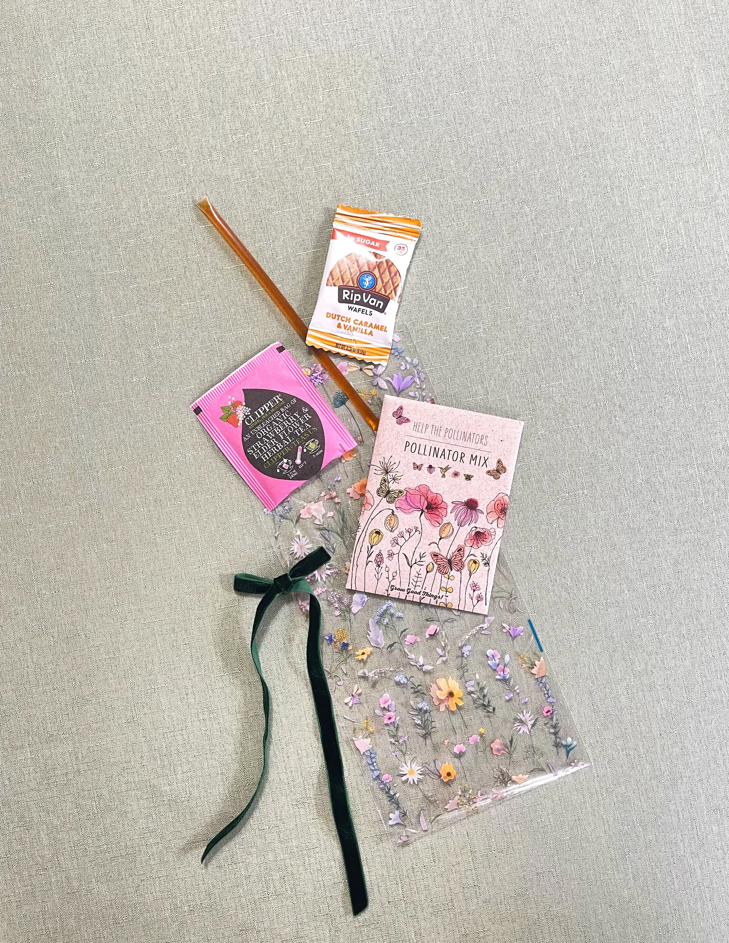 Spring Pollinator Grab-n-Go Pieces 1.jpg