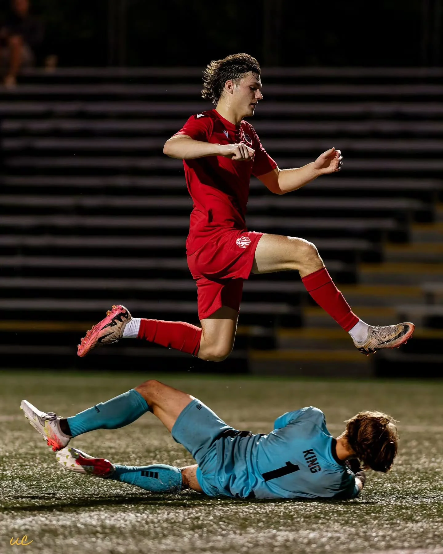 Some frames from tonight's U17 boys semifinal games. Great battle under the sunset at King George V ⚽🌅

 @nikoncanada @bu17mpsa @sjsoccerclub_ @pscnl #soccerphotography #newfoundlandsports