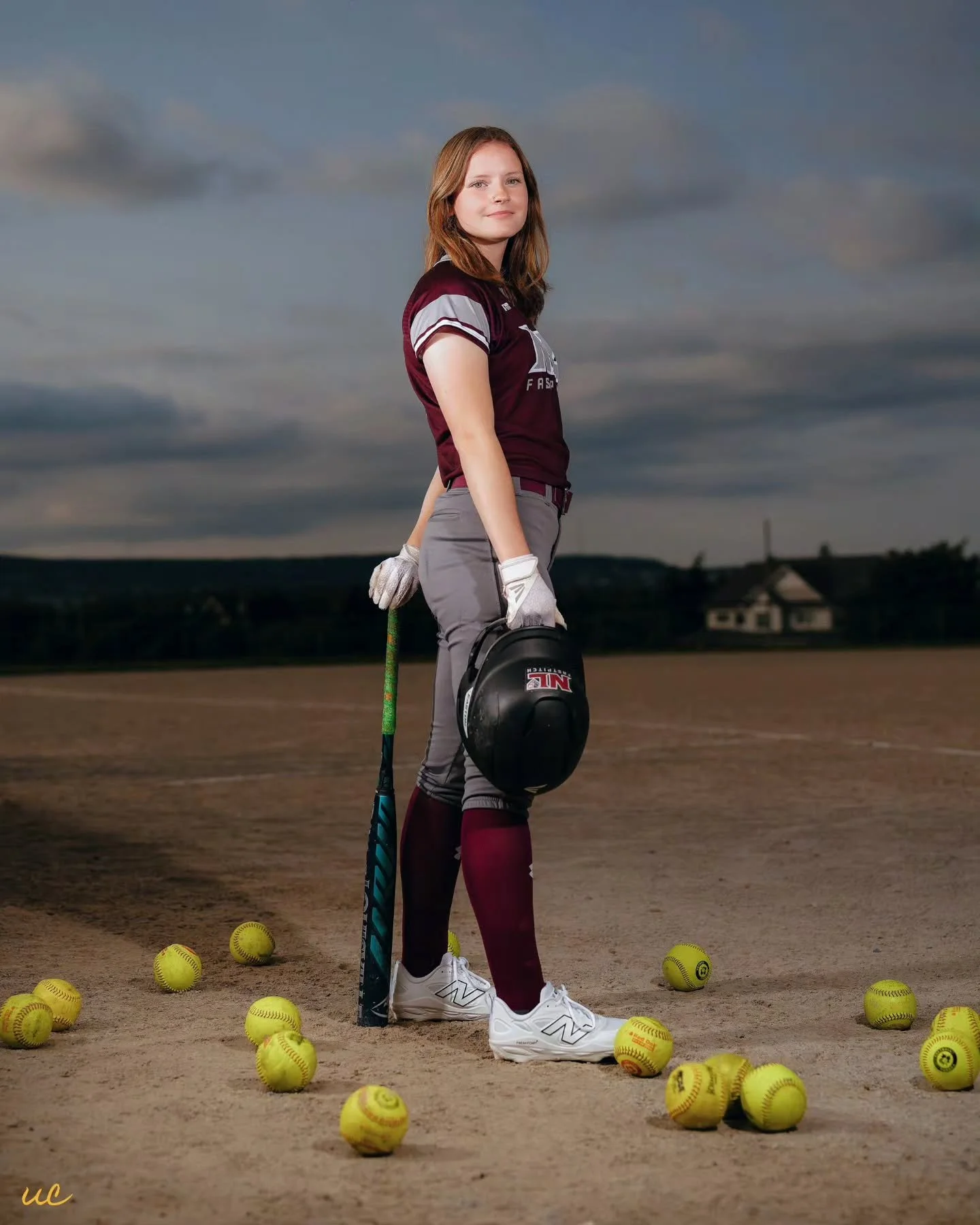 Sharing some final images from softball Media Day for the U17 Girls NL Selects 2026-2027 fastpitch team ! 📸🥎✨

#godoxlighting #SoftballMediaDay #FastpitchSoftball