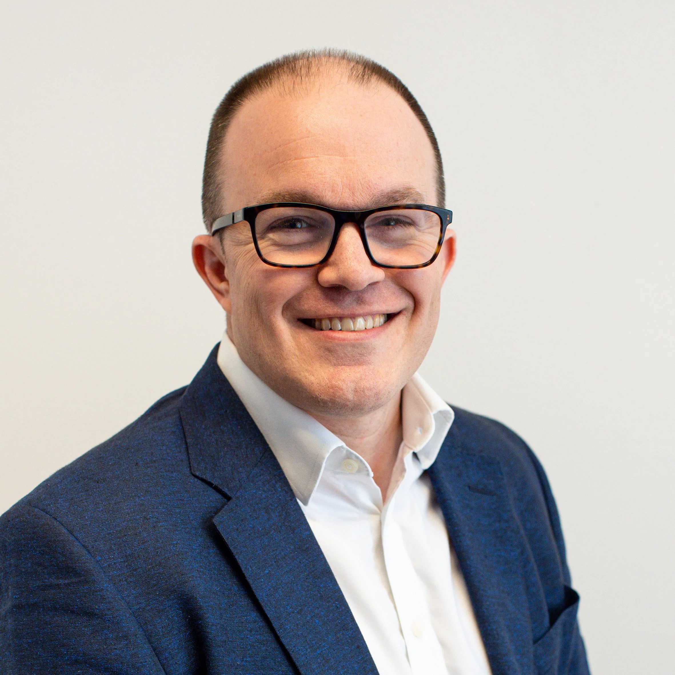 Headshot of Simon Blackwell