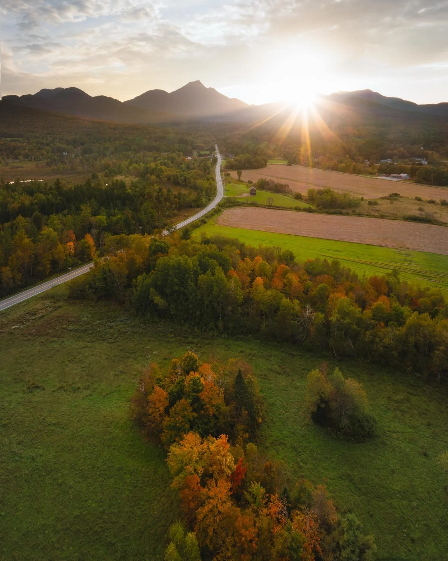 An odd year for foliage that&rsquo;s for sure. This weekend I thought a majority of the area around Jay Peak would be much more colorful. There were definitely colorful patches but I&rsquo;d say the area still has a little while to go. 

Caught this 