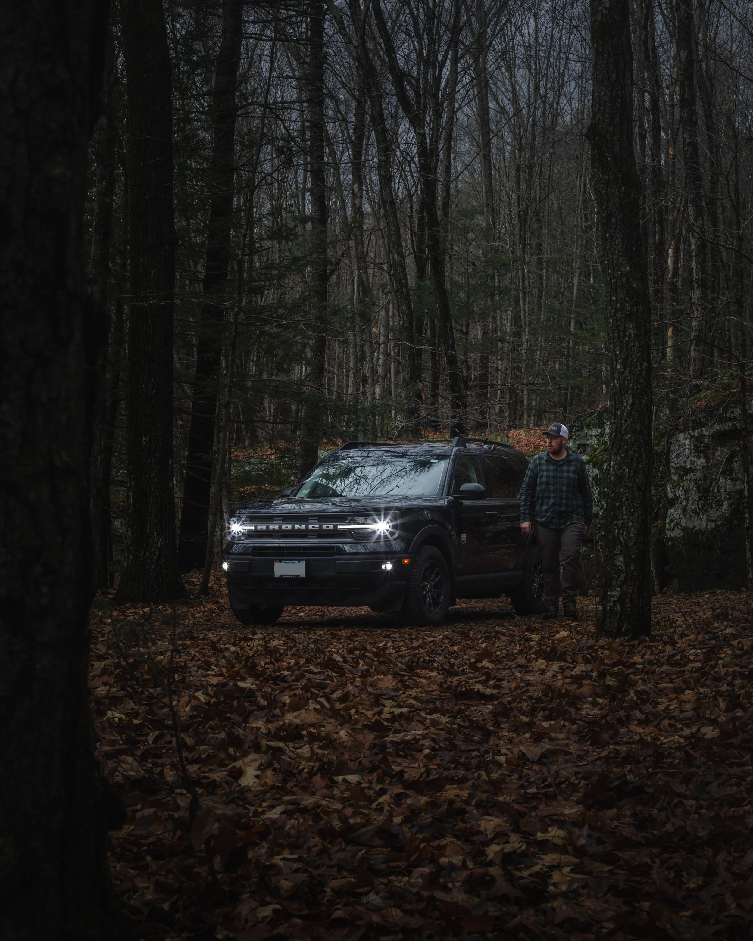 ford-bronco-forest-adventure-photography.jpg