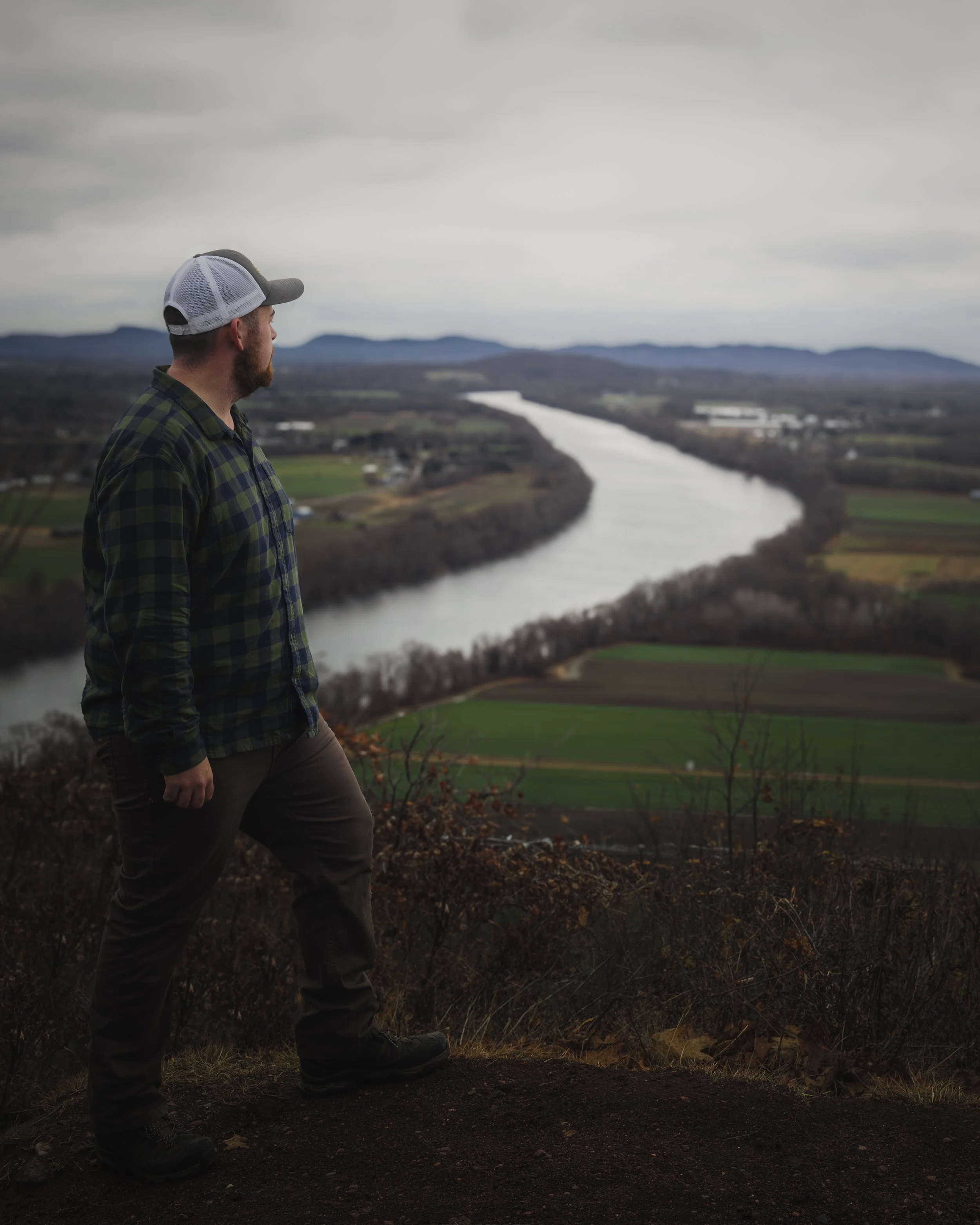 stio-outdoor-lifestyle-connecticut-river-valley.jpg