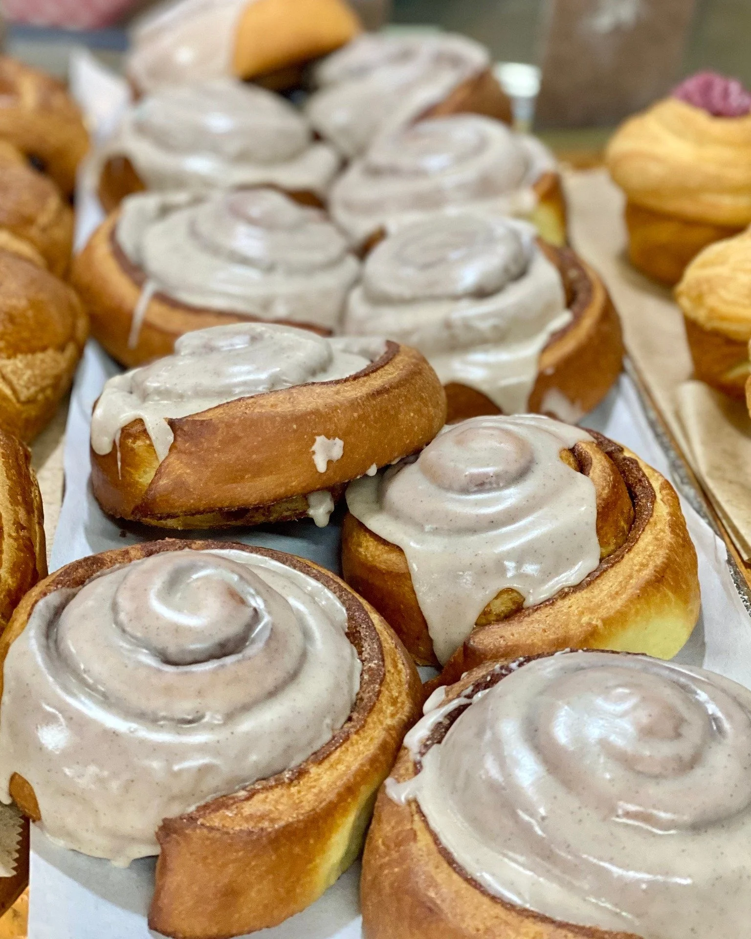 Sunday Fun-day! We have fresh baked pastries and bread. Cinnamon Brioche Buns, Sourdough and Scones, come have a look!