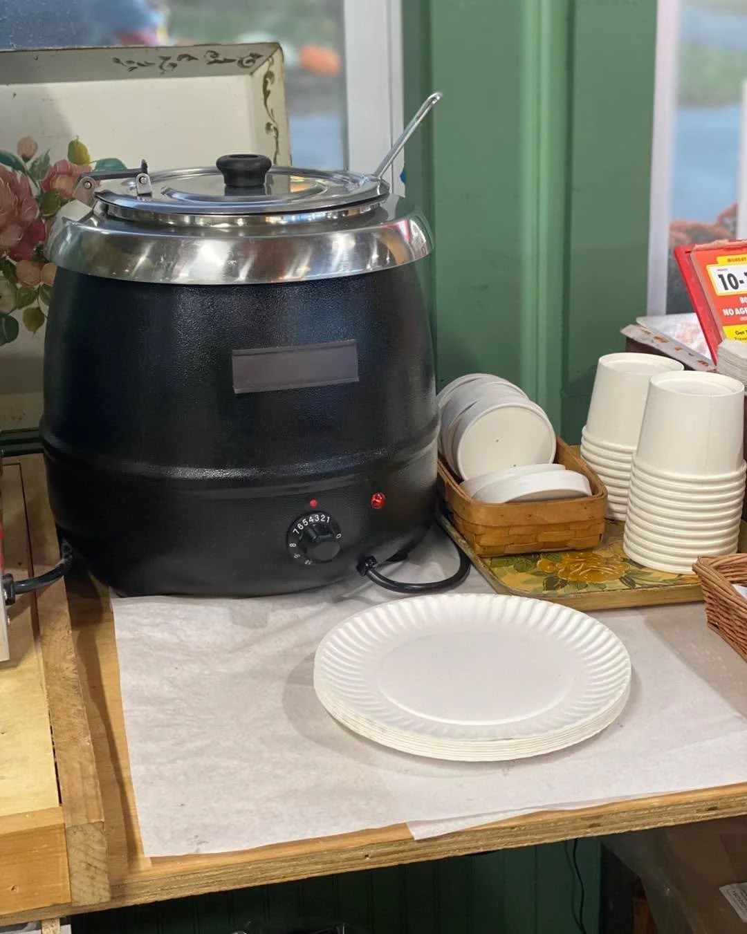 That chill in the air means Hot Soup is back! 
Today&rsquo;s Soup of the Day is Corn Chowder. 

We will be following a Soup schedule:
Mon/Tues: Roasted Vegetable Soup
Wed/Thurs: Corn Chowder
Fri-Sun: Beef Chili