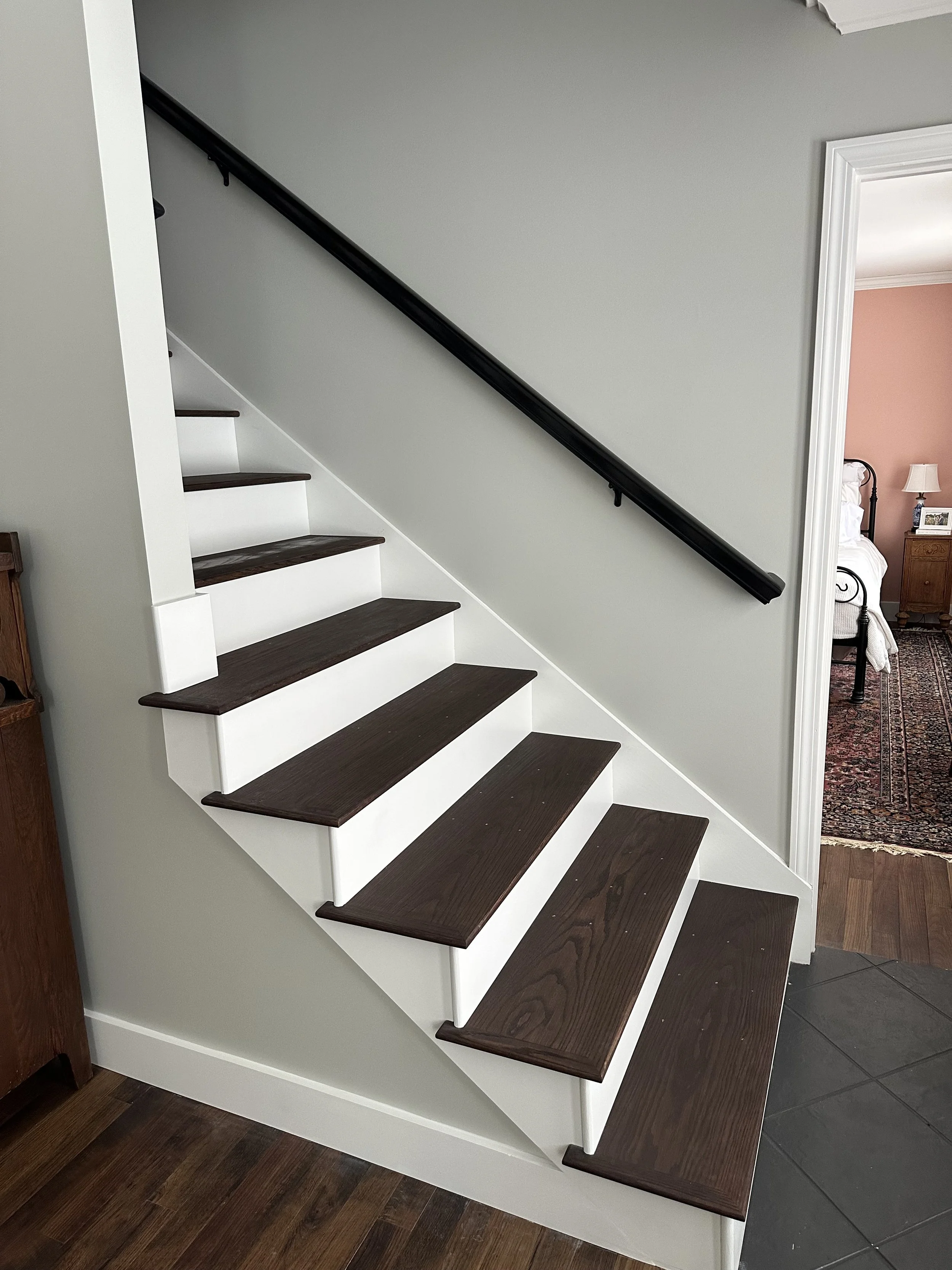 The stair rugs hadn't come in yet