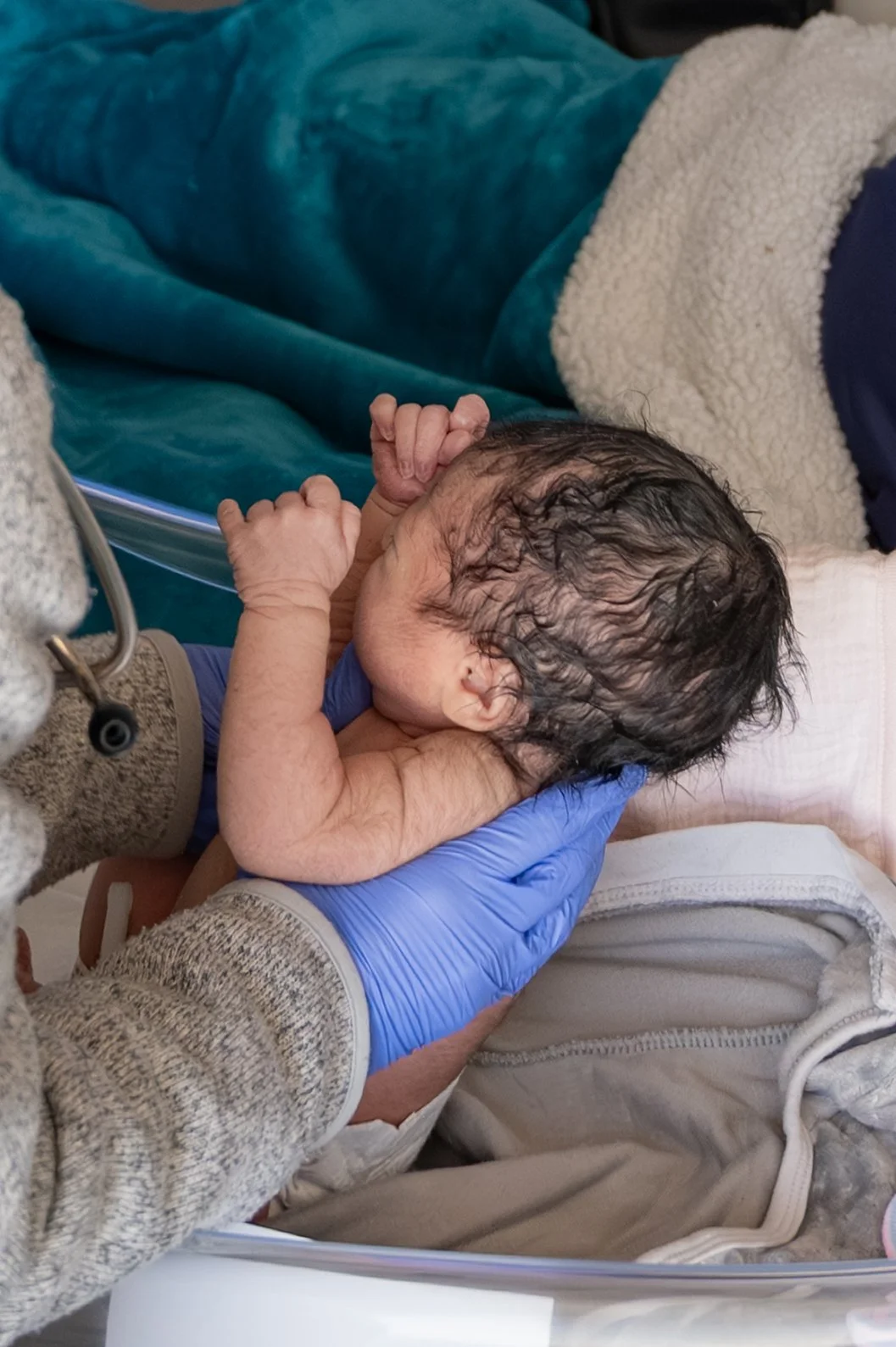 RaePhoto_Jan15_26_Kim_Johnny_Birth_77.jpg