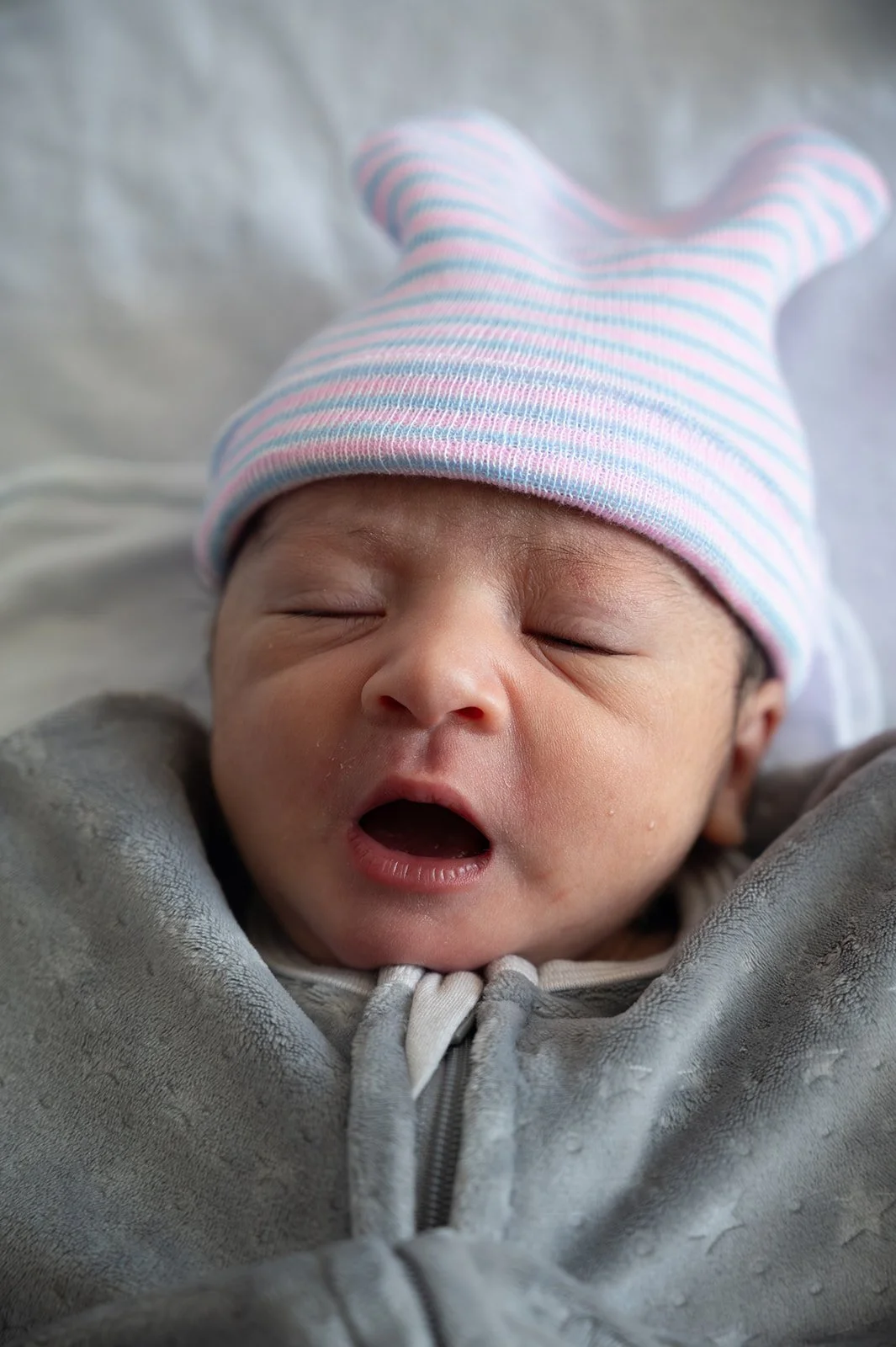 RaePhoto_Jan15_26_Kim_Johnny_Birth_31.jpg