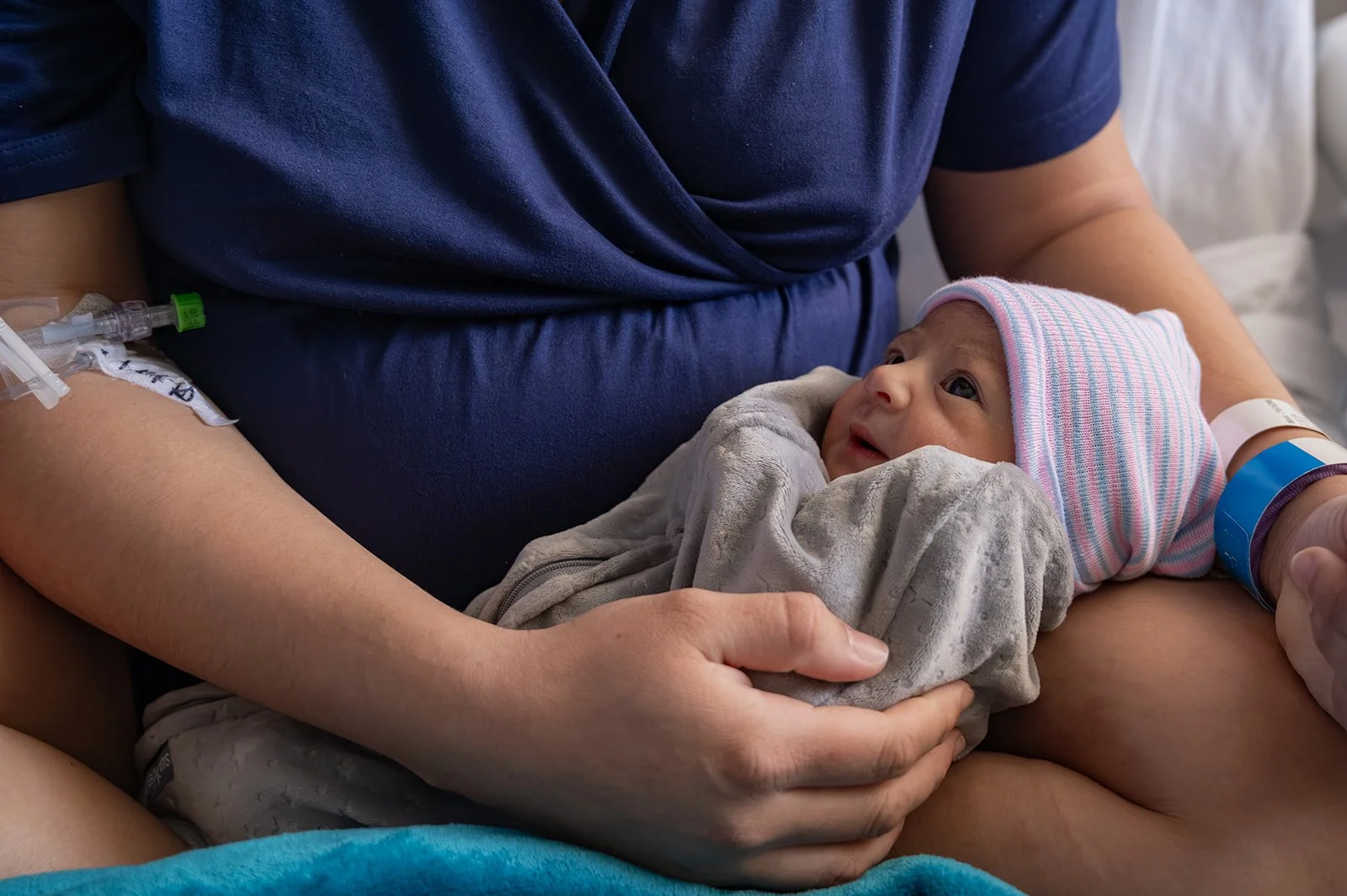 RaePhoto_Jan15_26_Kim_Johnny_Birth_119.jpg