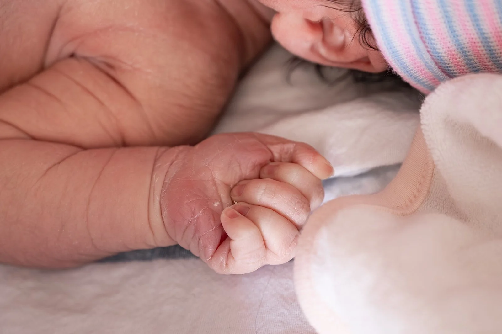RaePhoto_Jan15_26_Kim_Johnny_Birth_154.jpg