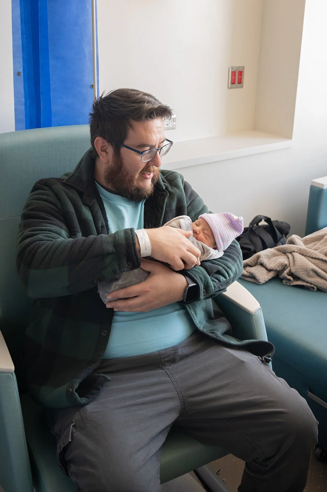 RaePhoto_Jan15_26_Kim_Johnny_Birth_107.jpg