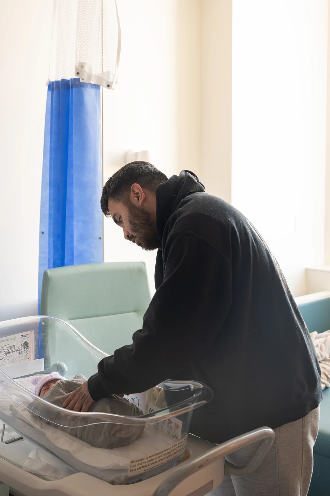 RaePhoto_Jan15_26_Kim_Johnny_Birth_24.jpg