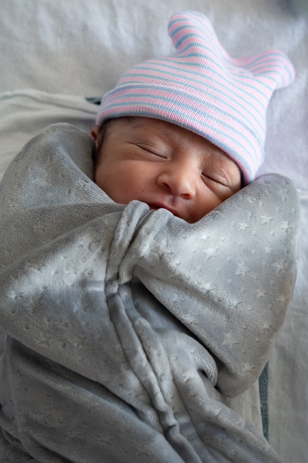 RaePhoto_Jan15_26_Kim_Johnny_Birth_26.jpg